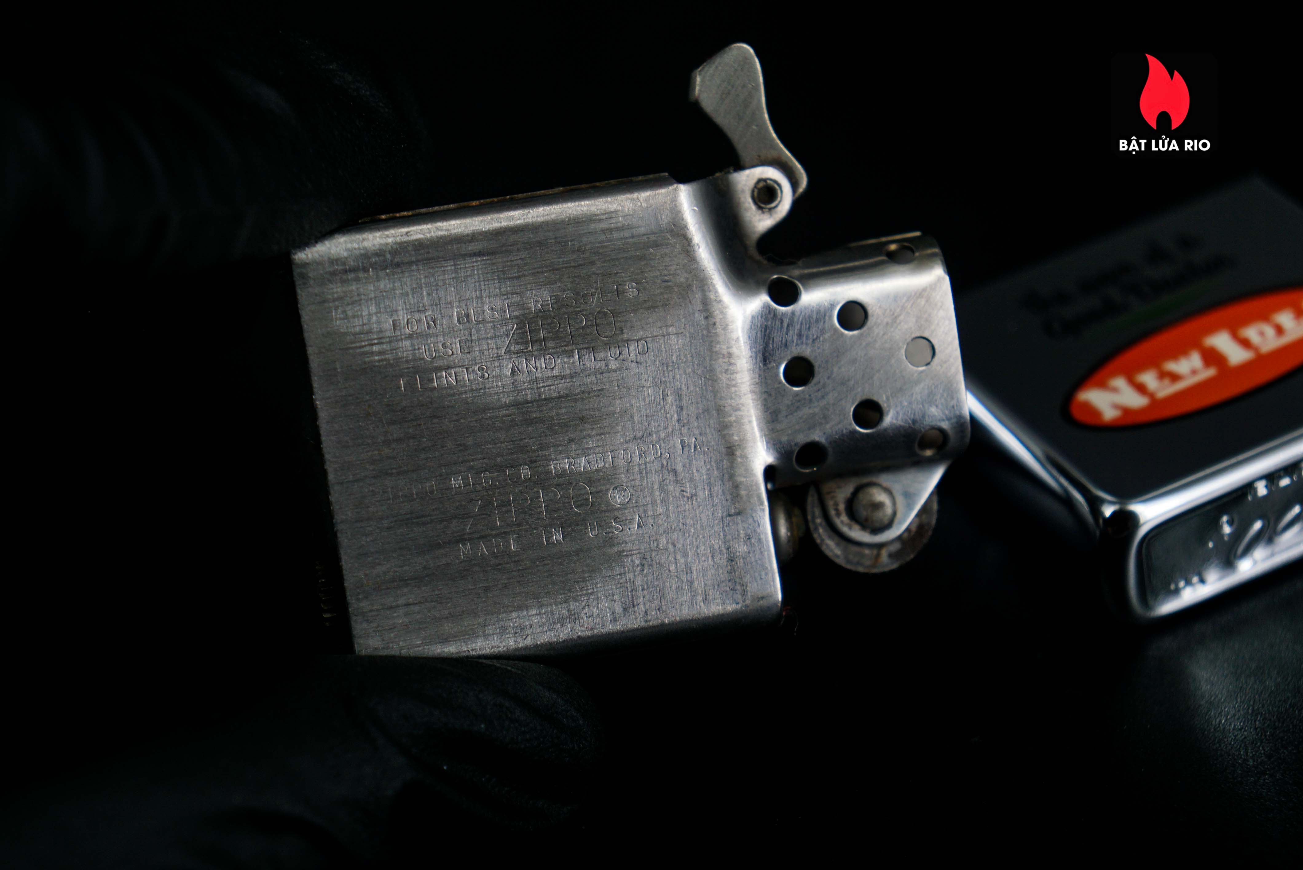 Zippo Xưa 1962 – New Idea 40 Zippo Xưa 1962 – New Idea 10