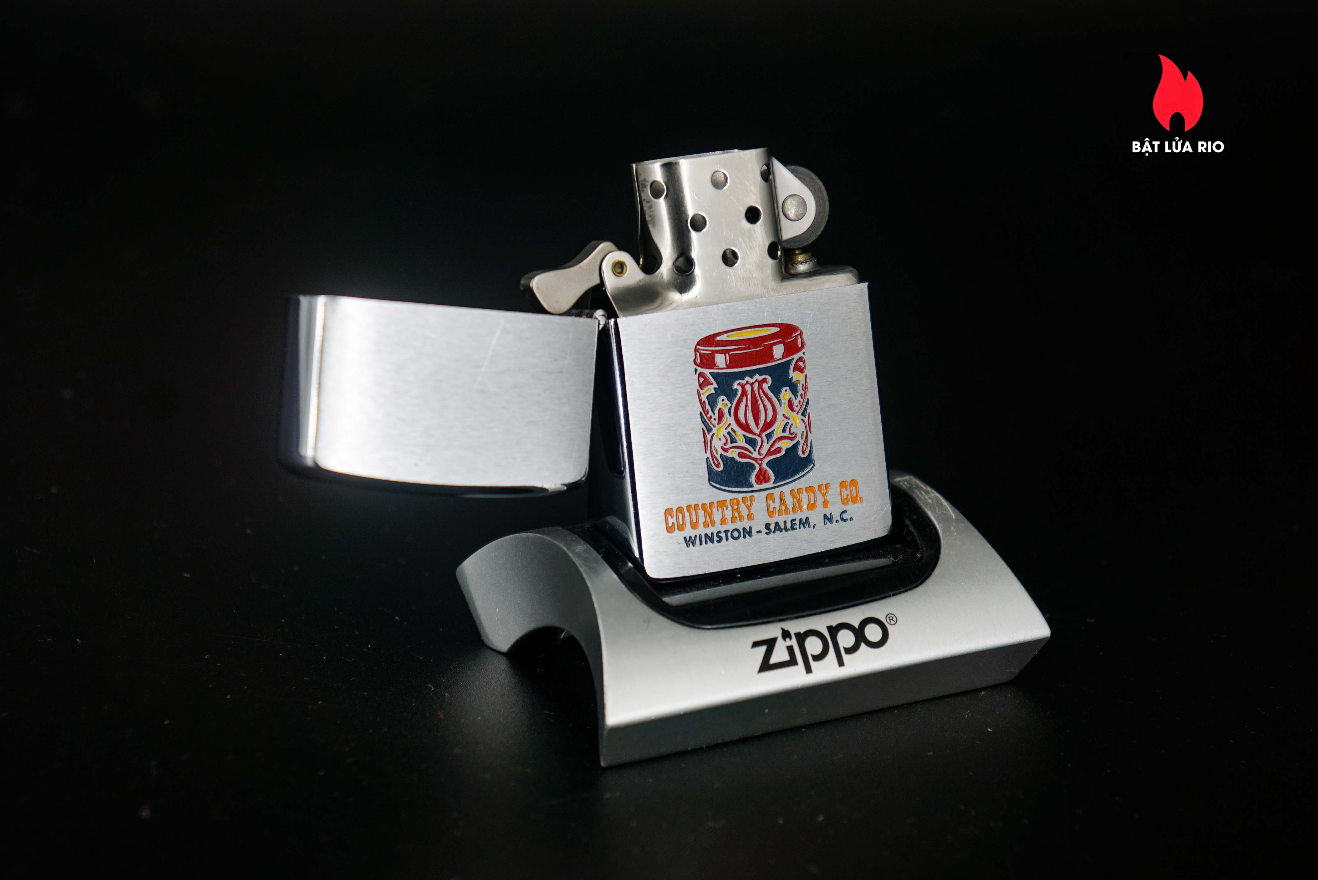 Zippo Xưa 1964 – Country Candy Co. 27 Zippo Xưa 1964 – Country Candy Co. 1