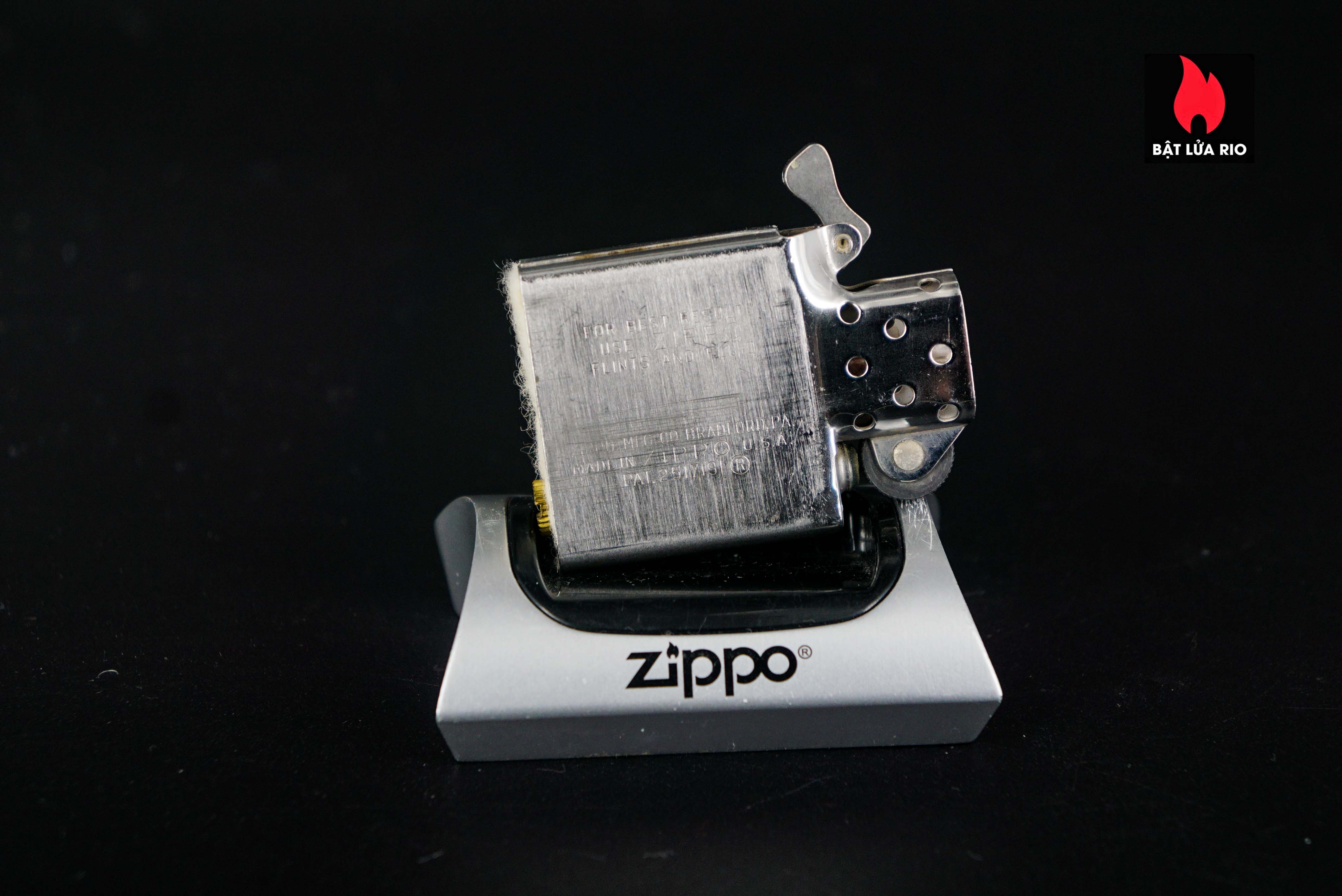 Zippo Xưa 1965 – Manchester Farm 37 Zippo Xưa 1965 – Manchester Farm 11