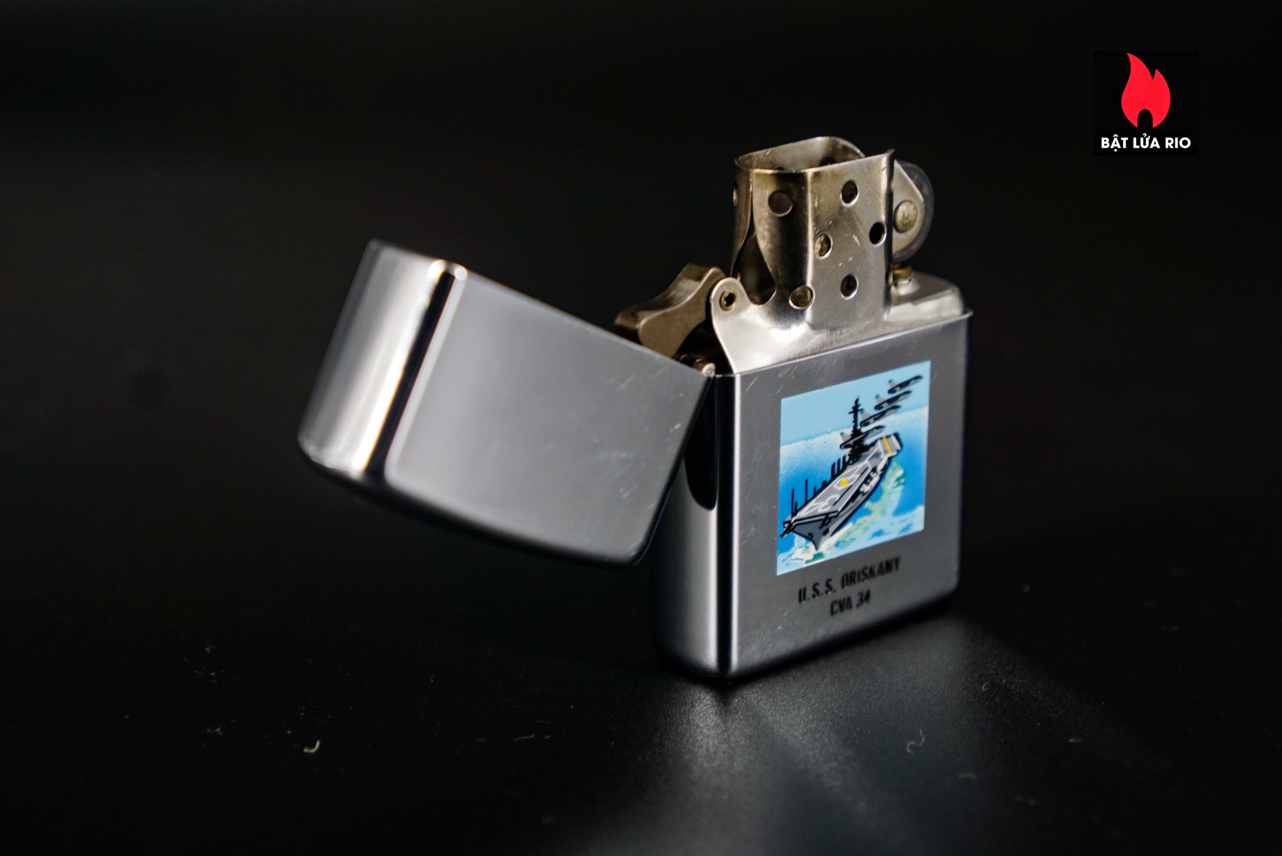 Zippo Xưa 1965 – Town & Country – USS Oriskany CVA-34 4