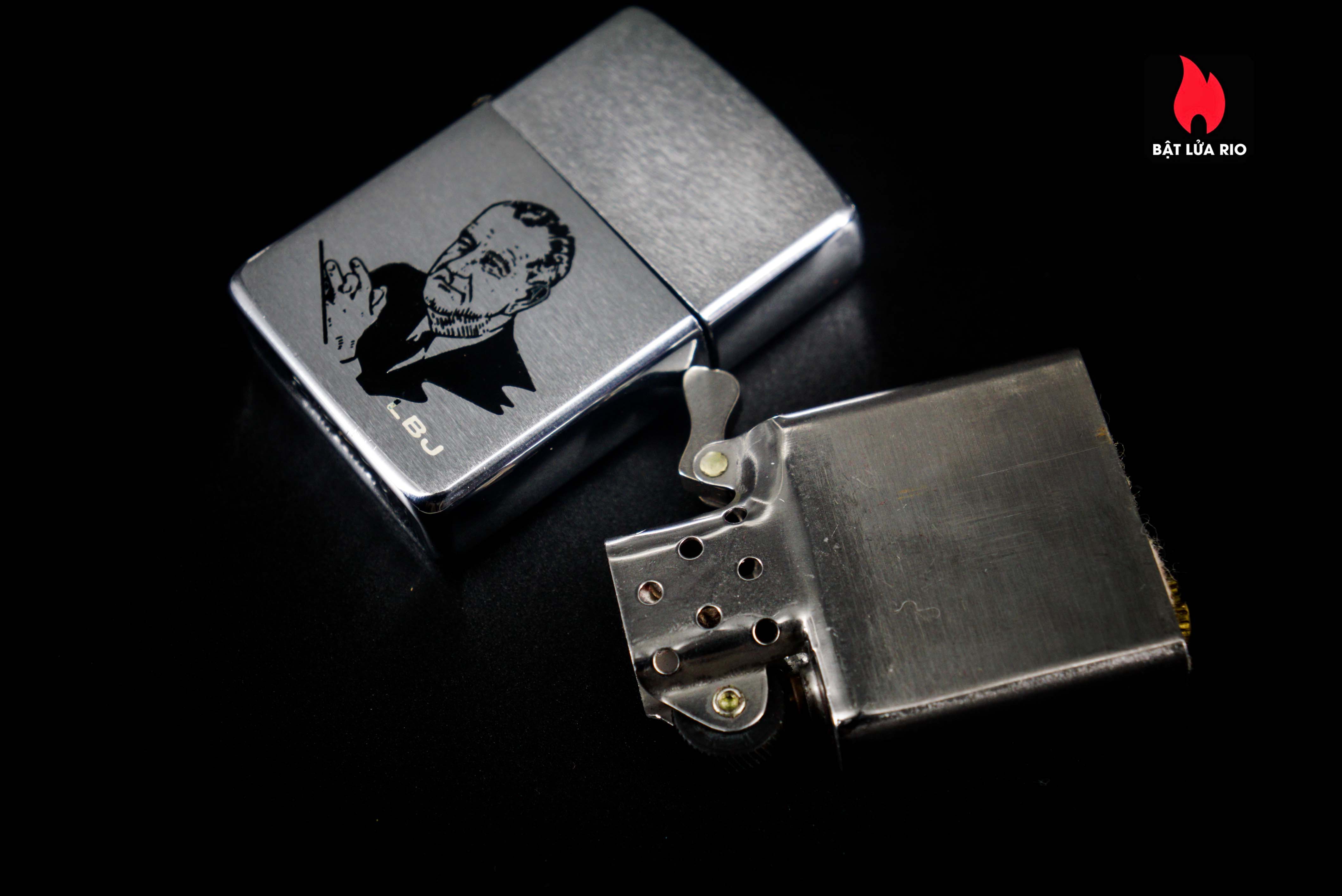 Zippo Xưa 1966 – Lyndon Baines Johnson – LBJ 56 Zippo Xưa 1966 – Lyndon Baines Johnson – LBJ 4