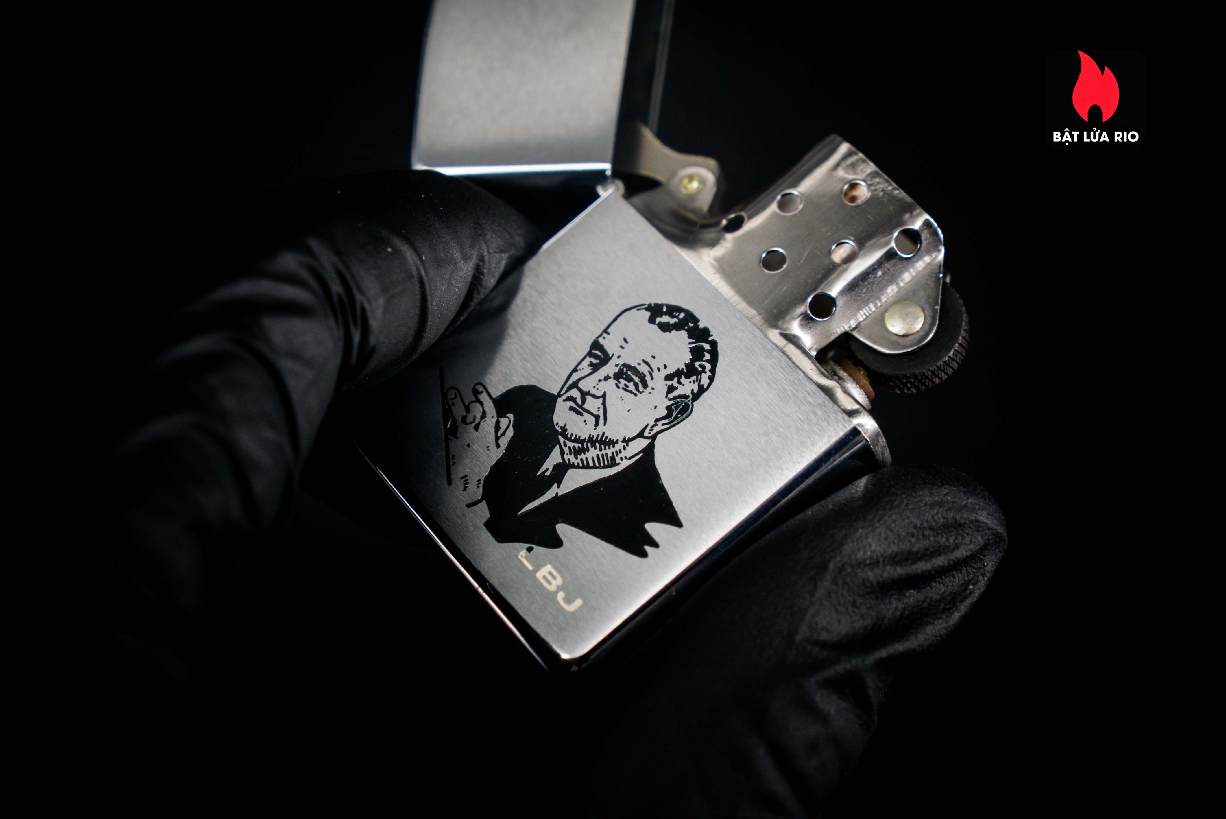 Zippo Xưa 1966 – Lyndon Baines Johnson – LBJ 54 Zippo Xưa 1966 – Lyndon Baines Johnson – LBJ 6