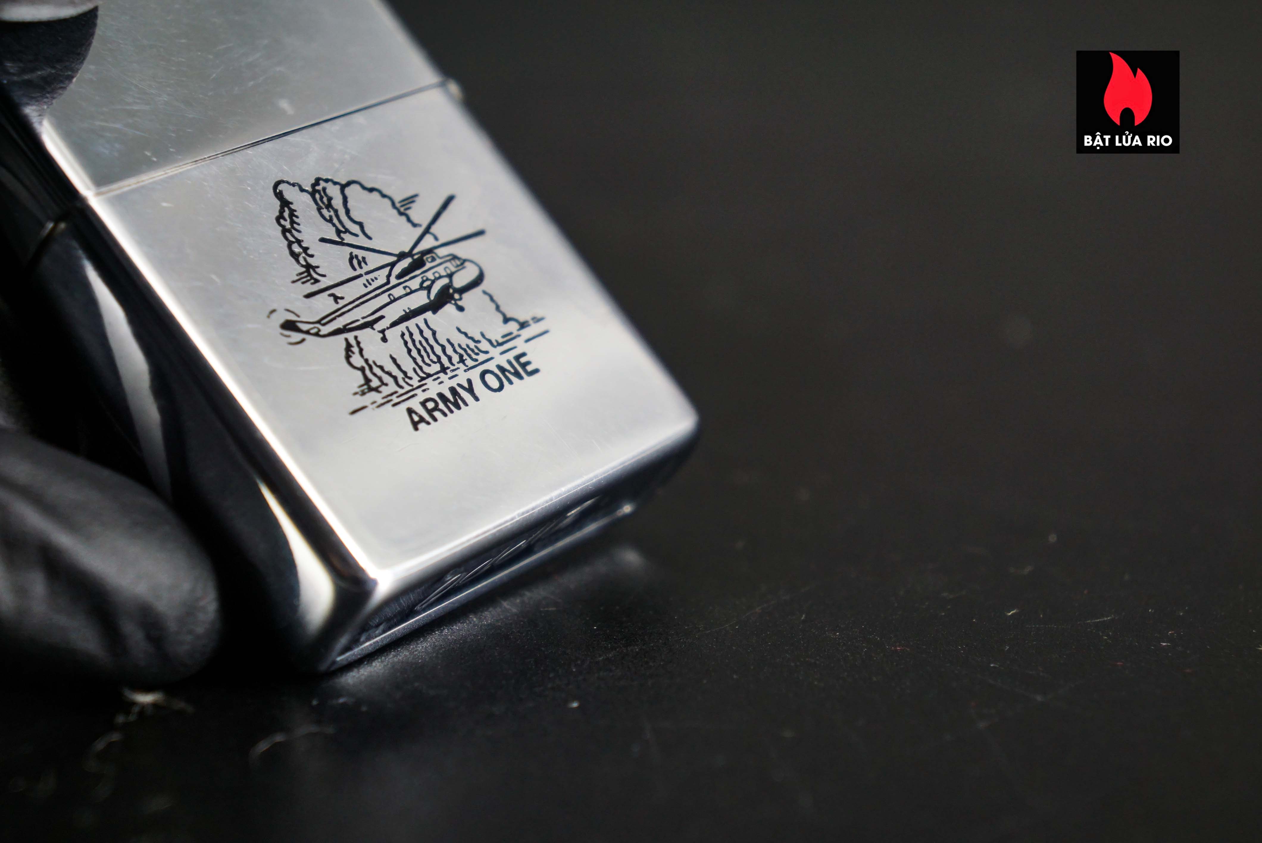 Zippo Xưa 1973 – Seal Of The President Of The United States – Army One 50 Zippo Xưa 1972 – Seal Of The President Of The United States – Army One 16