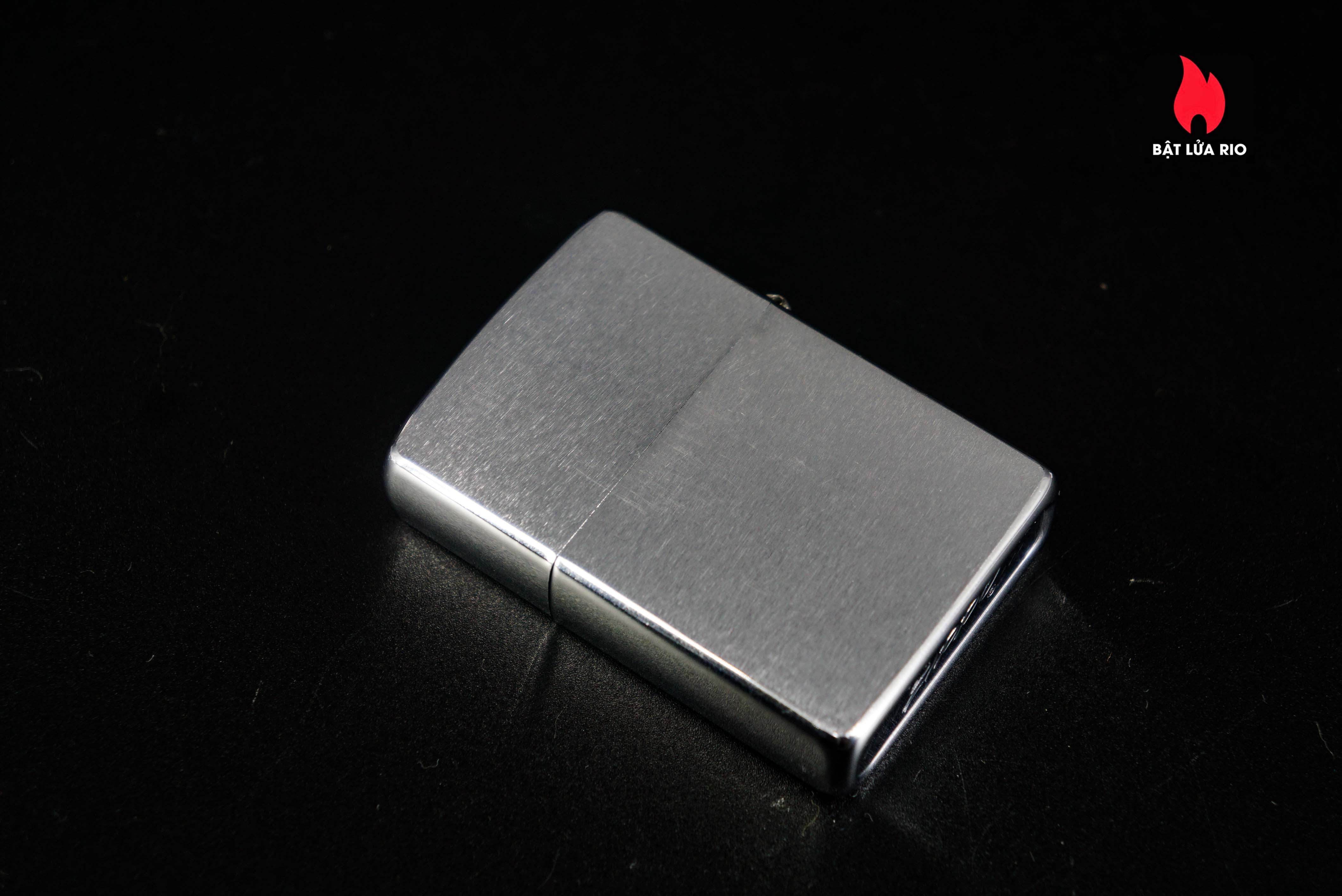 Zippo Xưa 1975 – United States Marine Corps – Paris Detachment 37 Zippo Xưa 1975 – United States Marine Corps – Paris Detachment 5