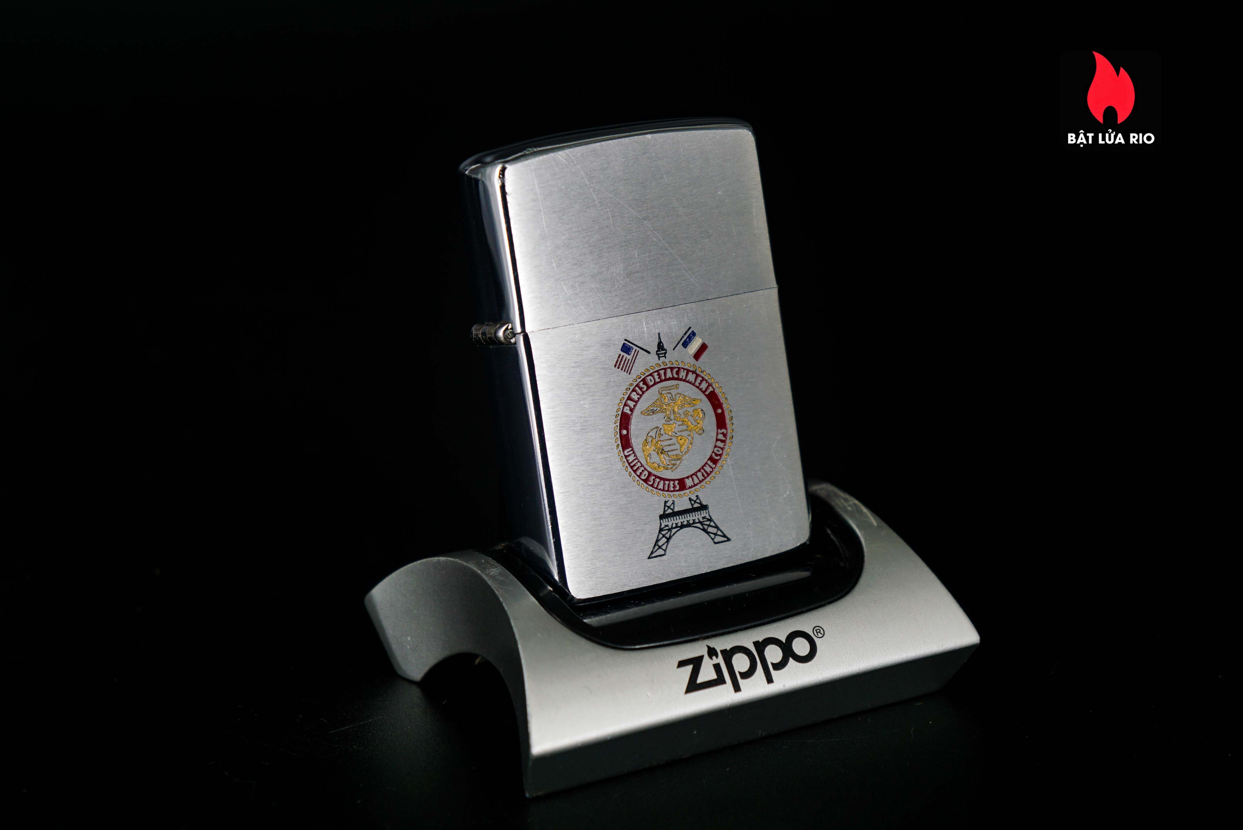 Zippo Xưa 1975 – United States Marine Corps – Paris Detachment 32 Zippo Xưa 1975 – United States Marine Corps – Paris Detachment