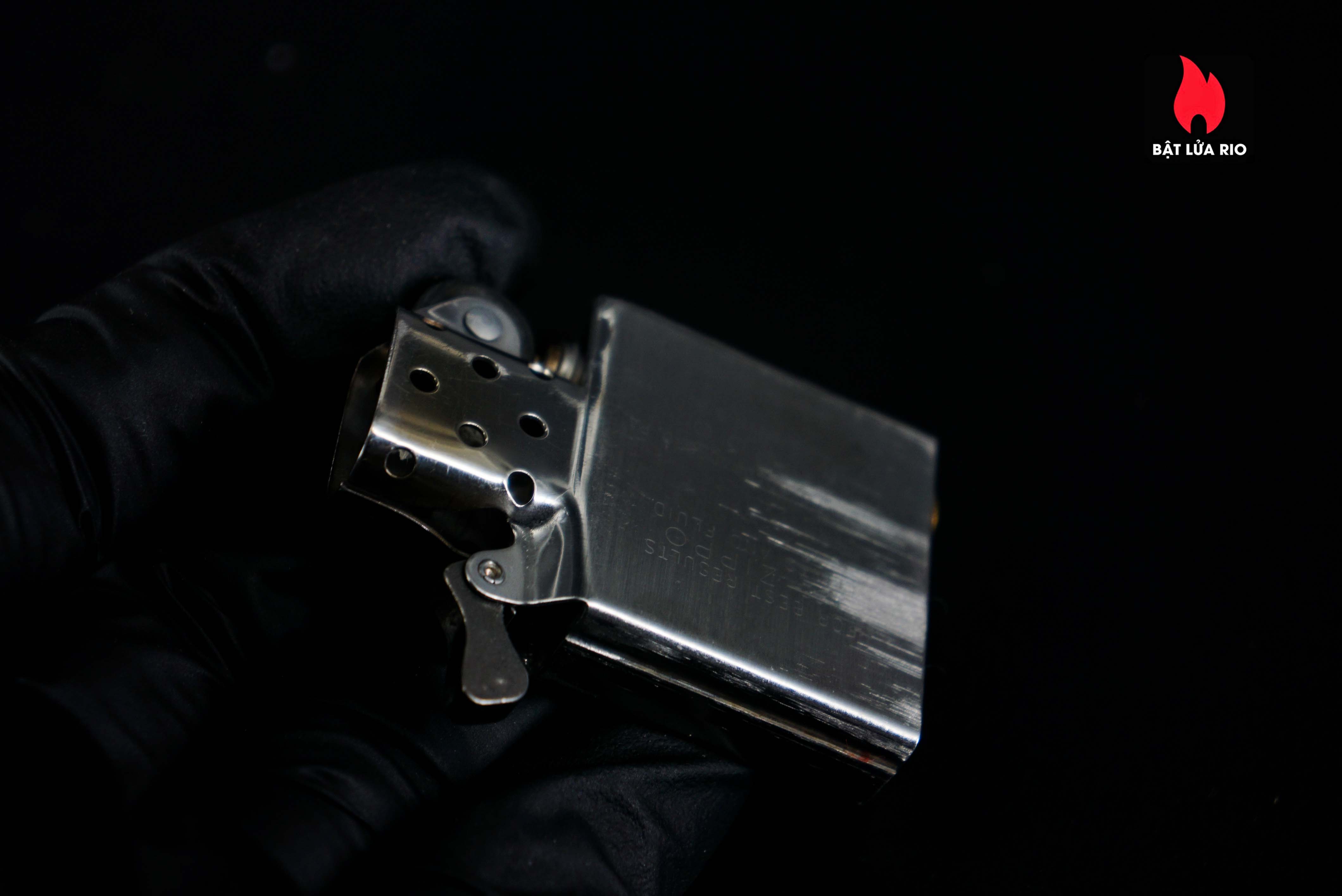Zippo Xưa 1979 – Walt Disney Productions 43 Zippo Xưa 1979 – Walt Disney Productions 14