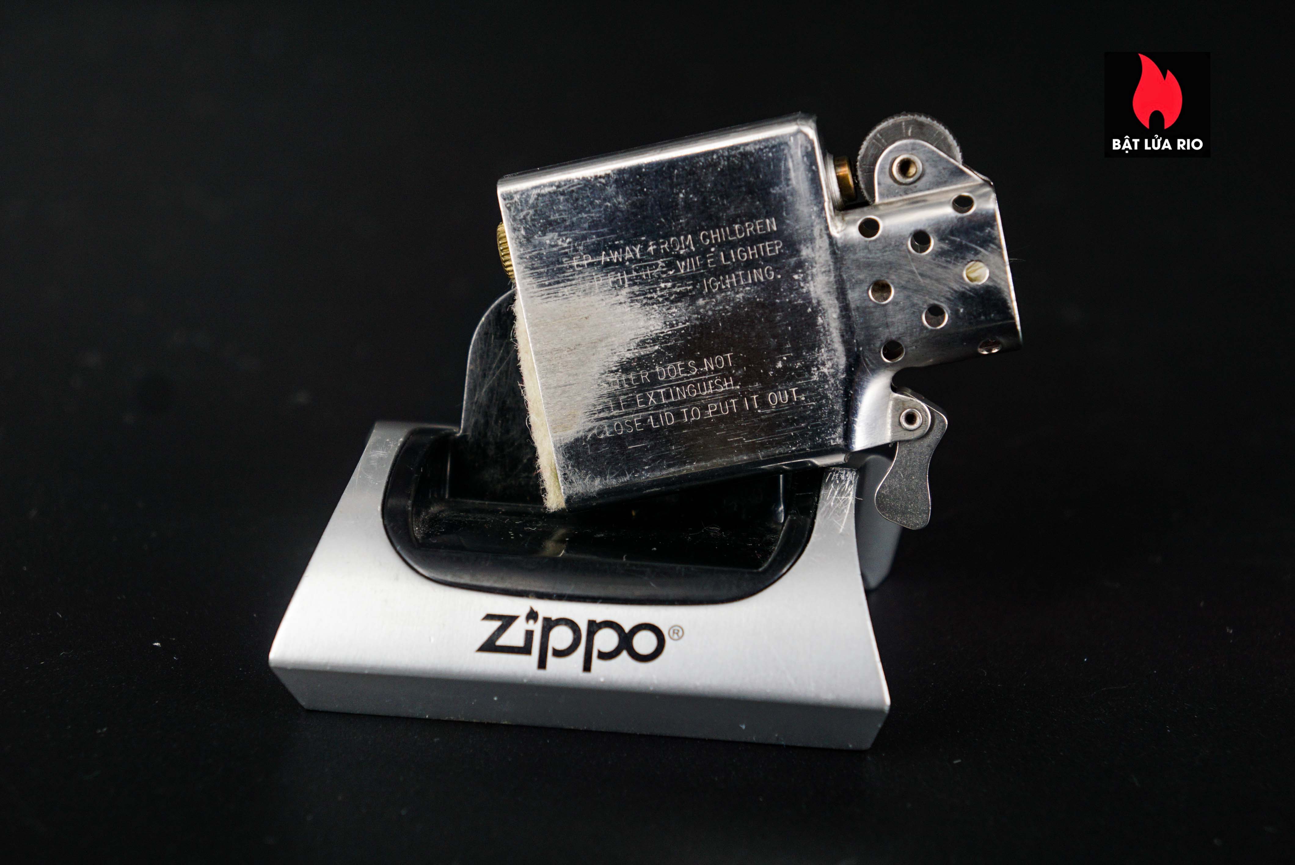 Zippo Xưa 1981 – Mary Long 34 Zippo Xưa 1981 – Mary Long 10