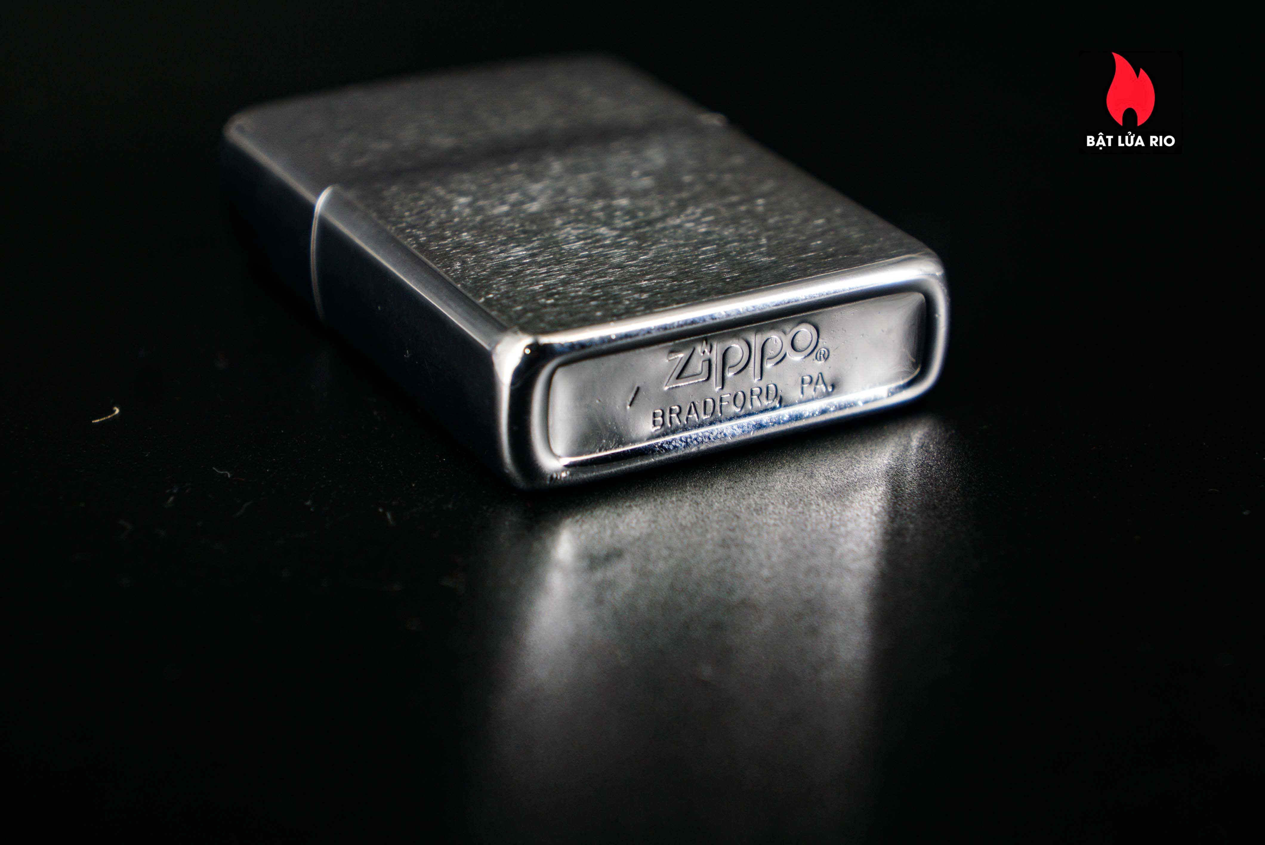 Zippo Xưa 1981 – Mary Long 35 Zippo Xưa 1981 – Mary Long 11