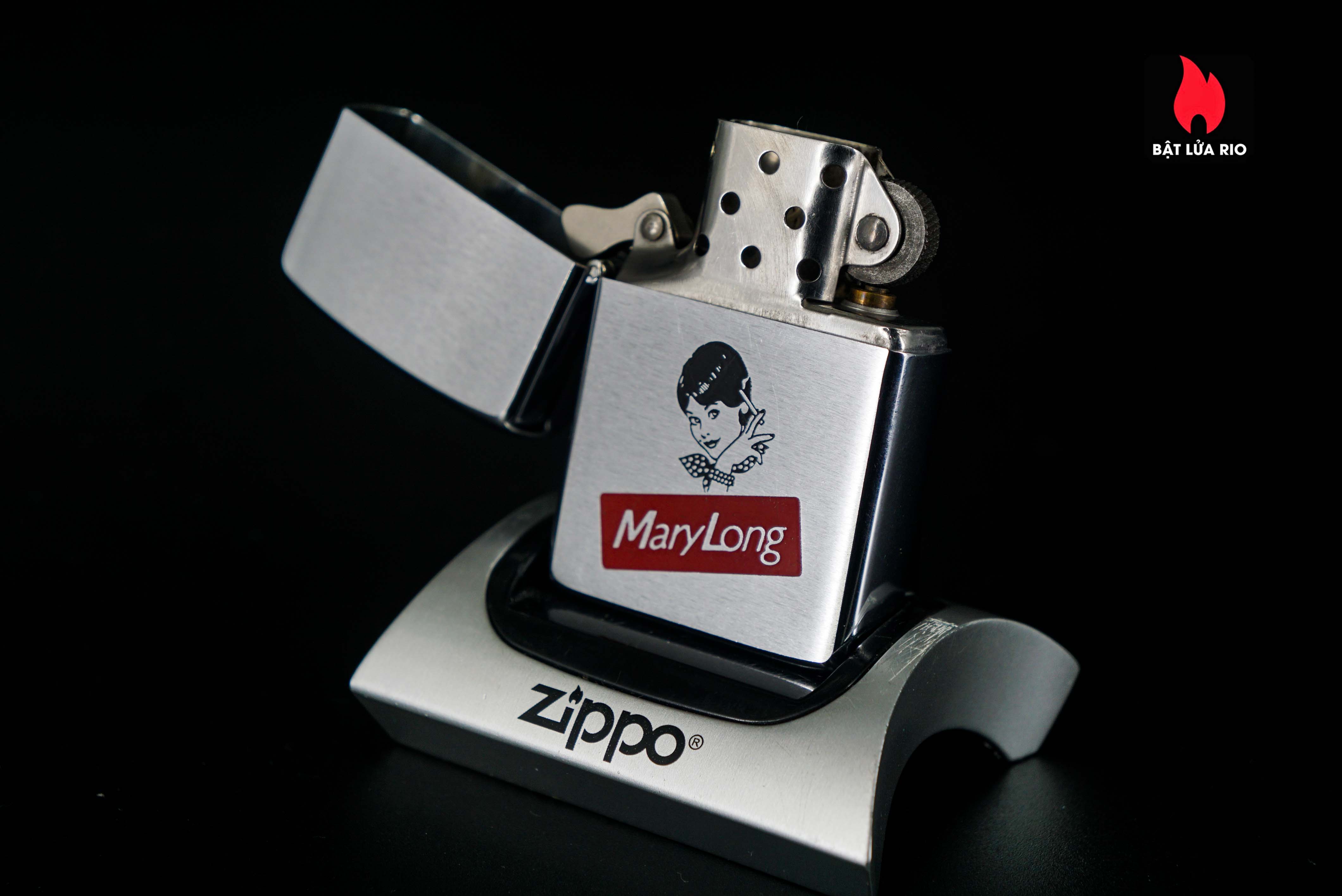 Zippo Xưa 1981 – Mary Long 31 Zippo Xưa 1981 – Mary Long 8