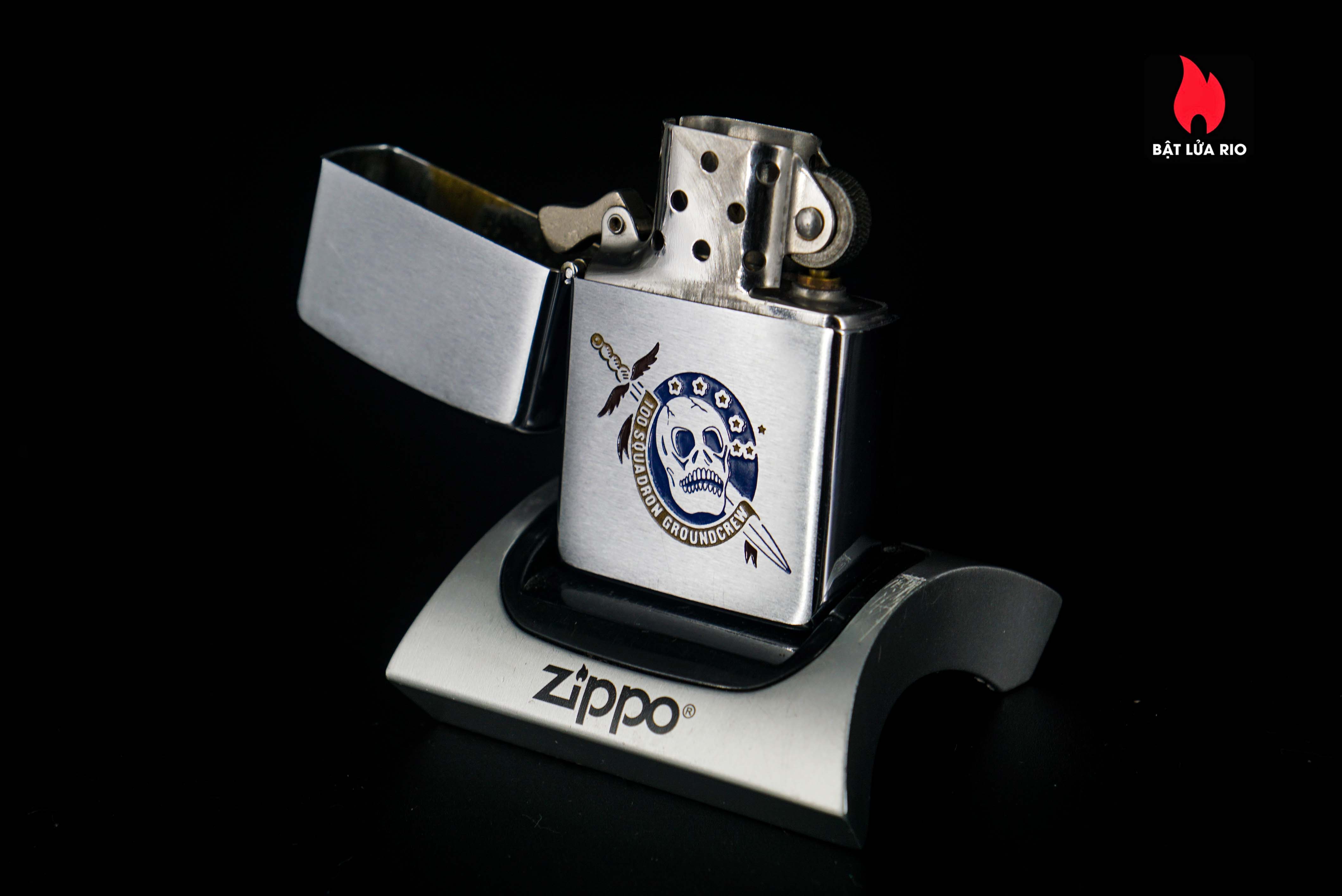 Zippo Xưa 1982 – 100 Squadron Groundcrew 3