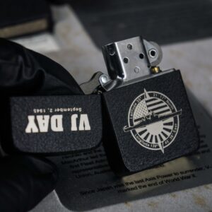 Set Zippo 2005 – Victory in Europe & Japan – WWII VE DAY & VJ DAY – 60th Anniversary – Limited 3539/5000 19