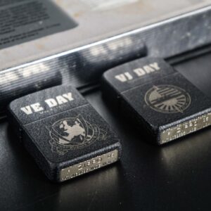 Set Zippo 2005 – Victory in Europe & Japan – WWII VE DAY & VJ DAY – 60th Anniversary – Limited 3539/5000 22