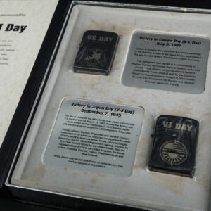 Set Zippo 2005 – Victory in Europe & Japan – WWII VE DAY & VJ DAY – 60th Anniversary – Limited 3539/5000 35