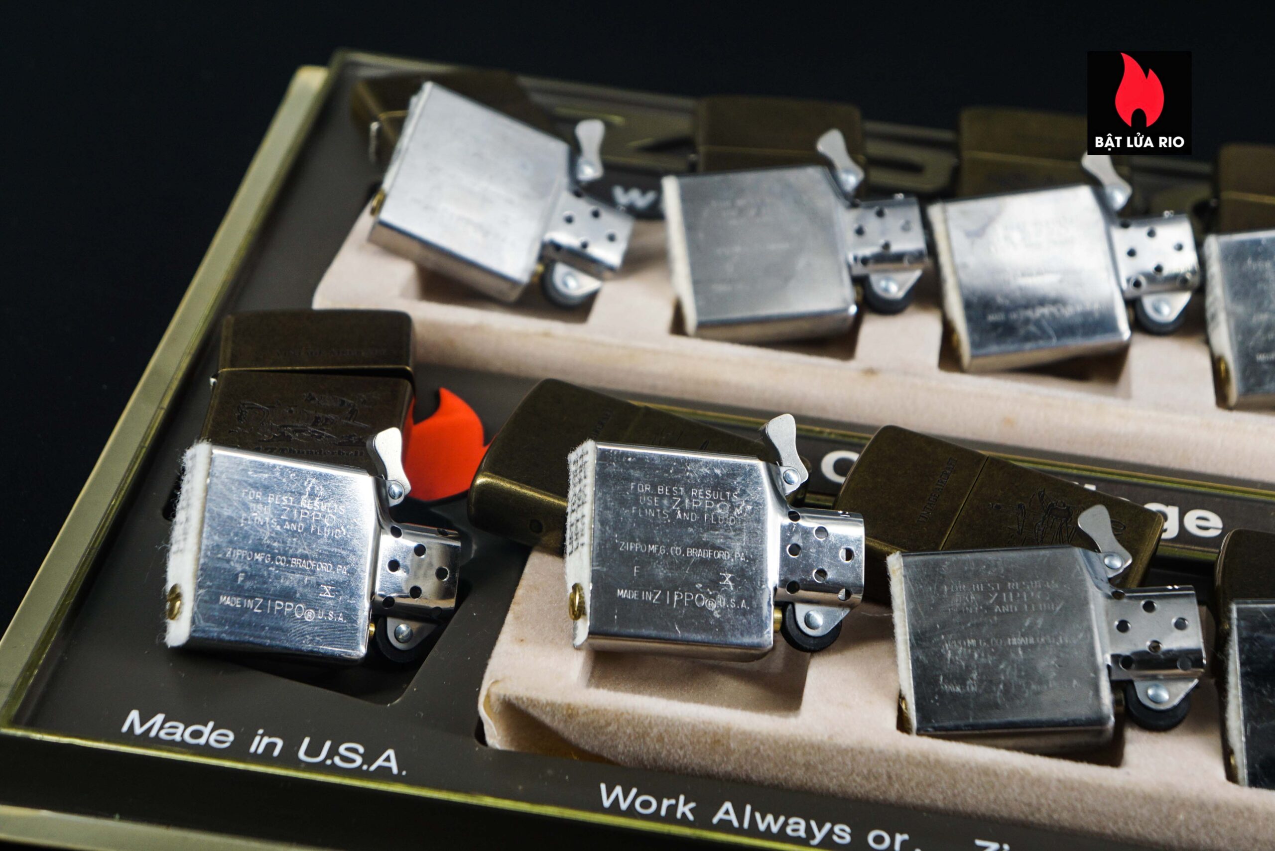 Set Zippo La Mã 1994 – Antique Brass – Vintage AirCraft Serries 1