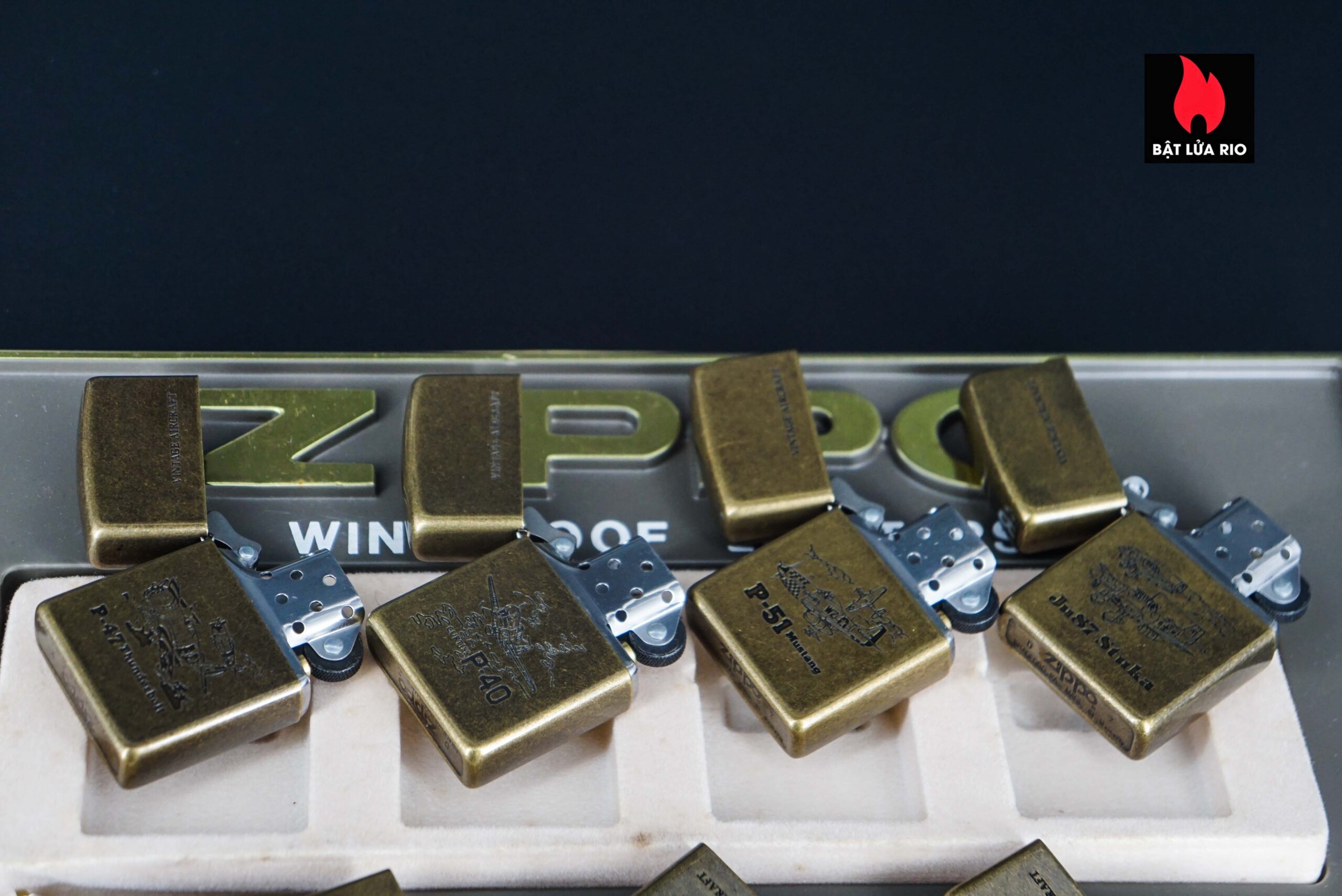 Set Zippo La Mã 1994 – Antique Brass – Vintage AirCraft Serries 15