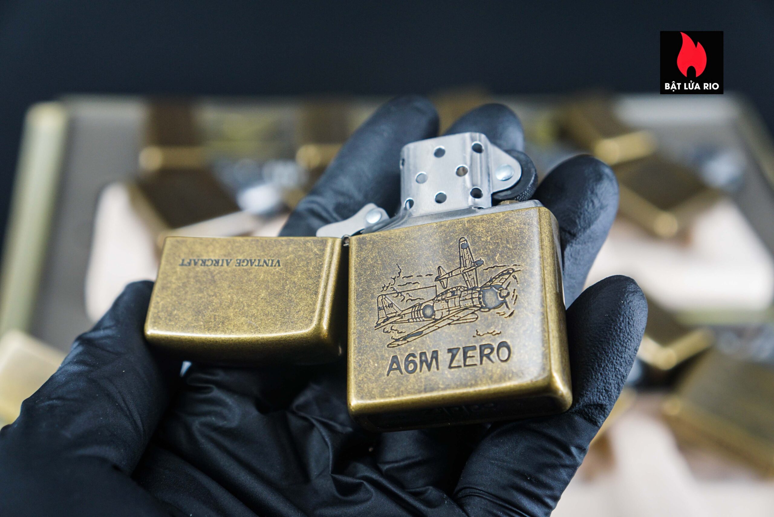 Set Zippo La Mã 1994 – Antique Brass – Vintage AirCraft Serries 16