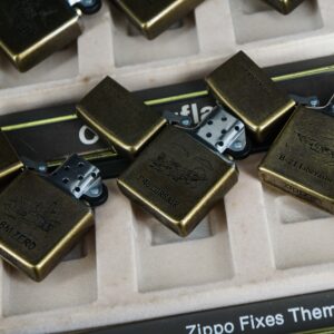 Set Zippo La Mã 1994 – Antique Brass – Vintage AirCraft Serries 17