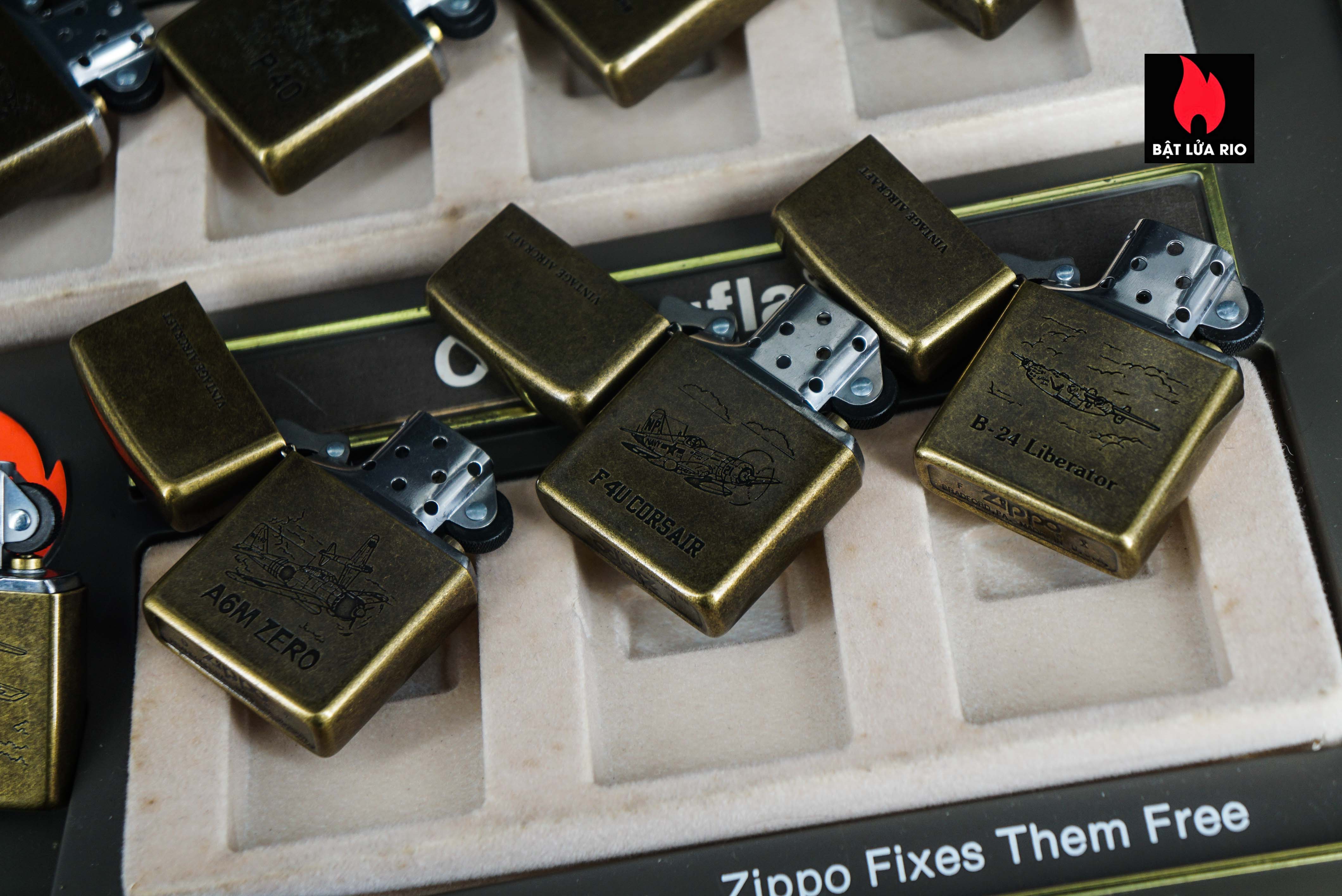 Set Zippo La Mã 1994 – Antique Brass – Vintage AirCraft Serries 17