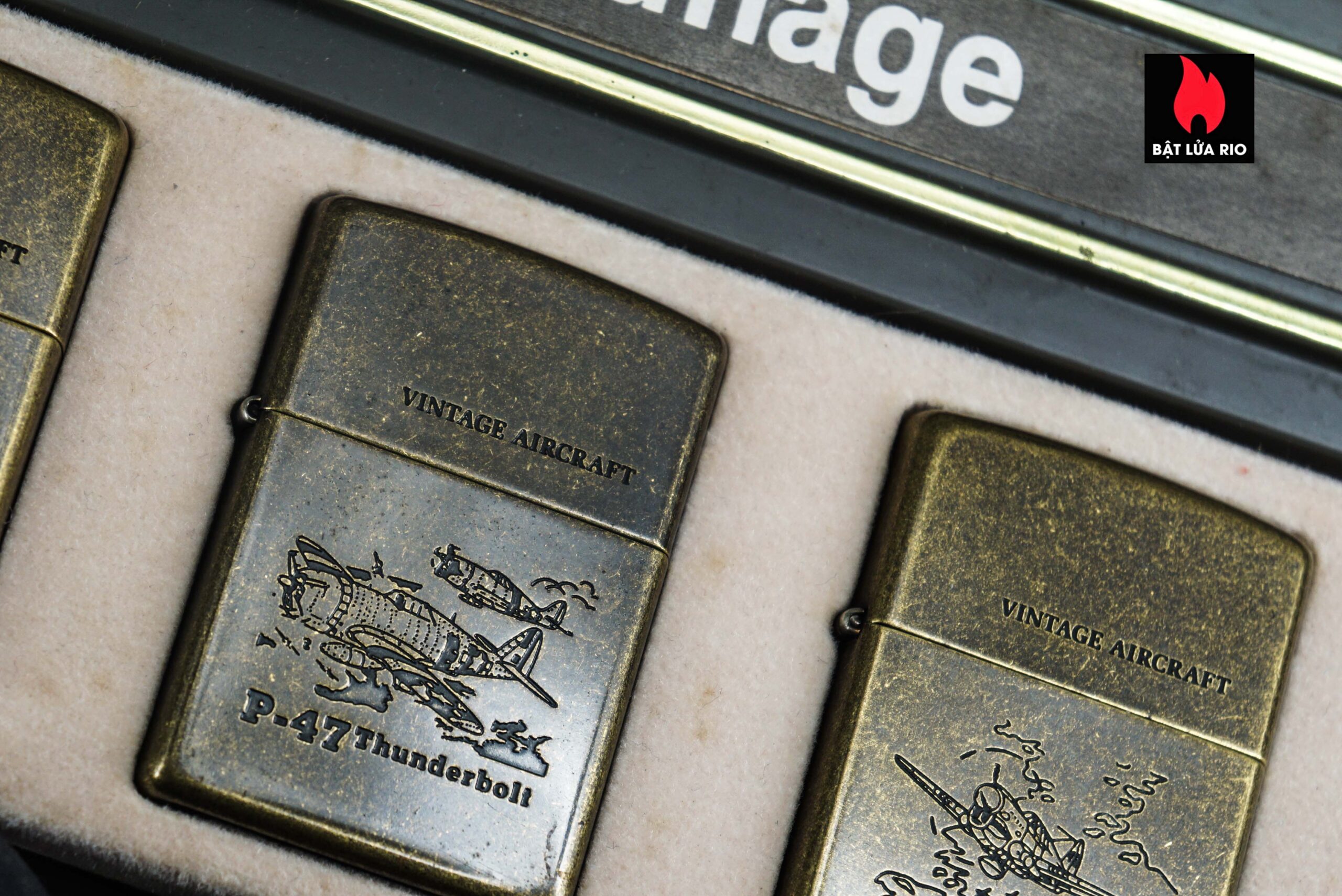Set Zippo La Mã 1994 – Antique Brass – Vintage AirCraft Serries 24