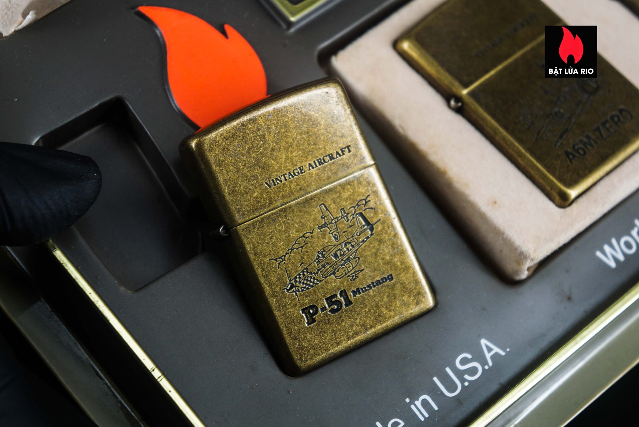 Set Zippo La Mã 1994 – Antique Brass – Vintage AirCraft Serries 33