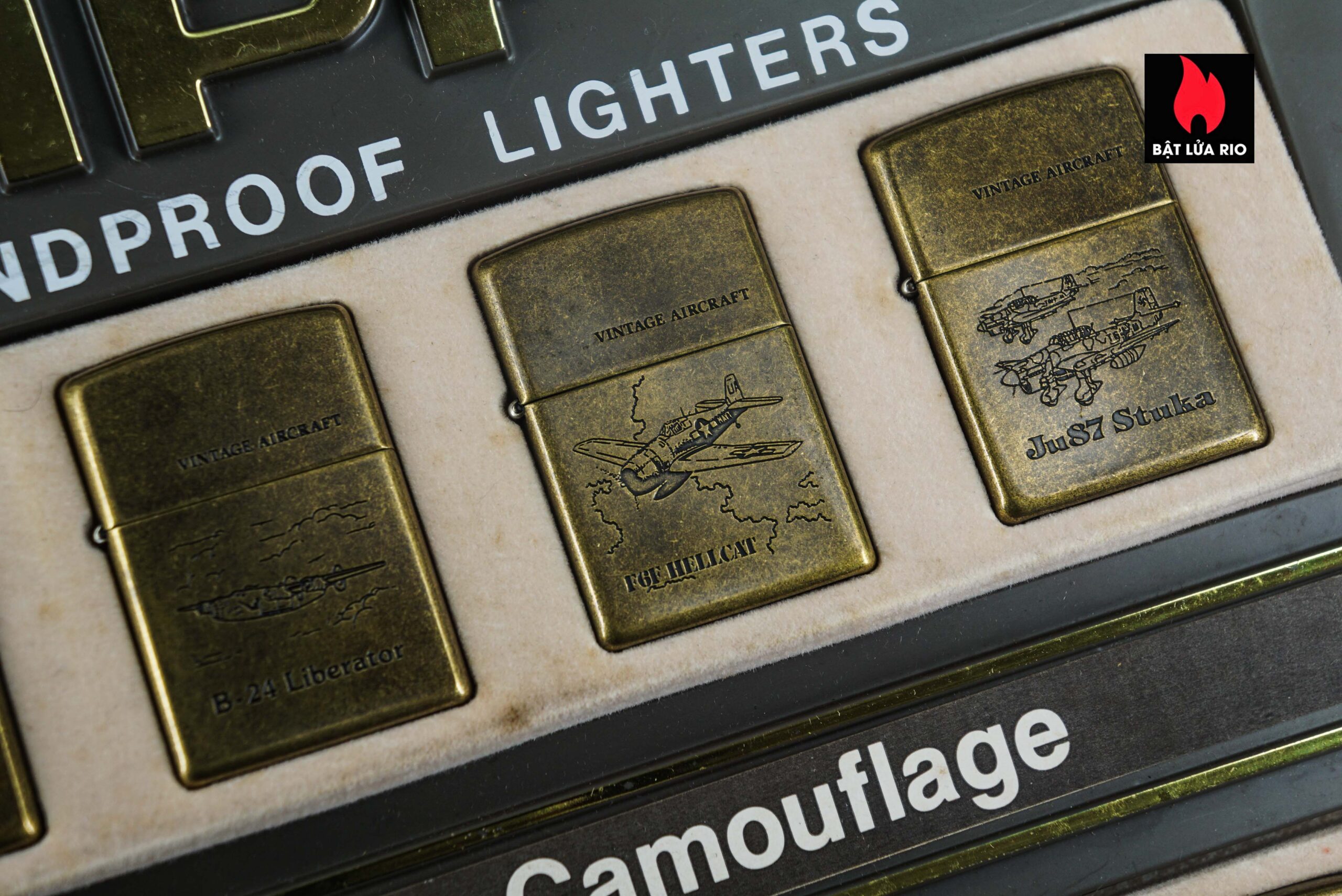 Set Zippo La Mã 1994 – Antique Brass – Vintage AirCraft Serries 34