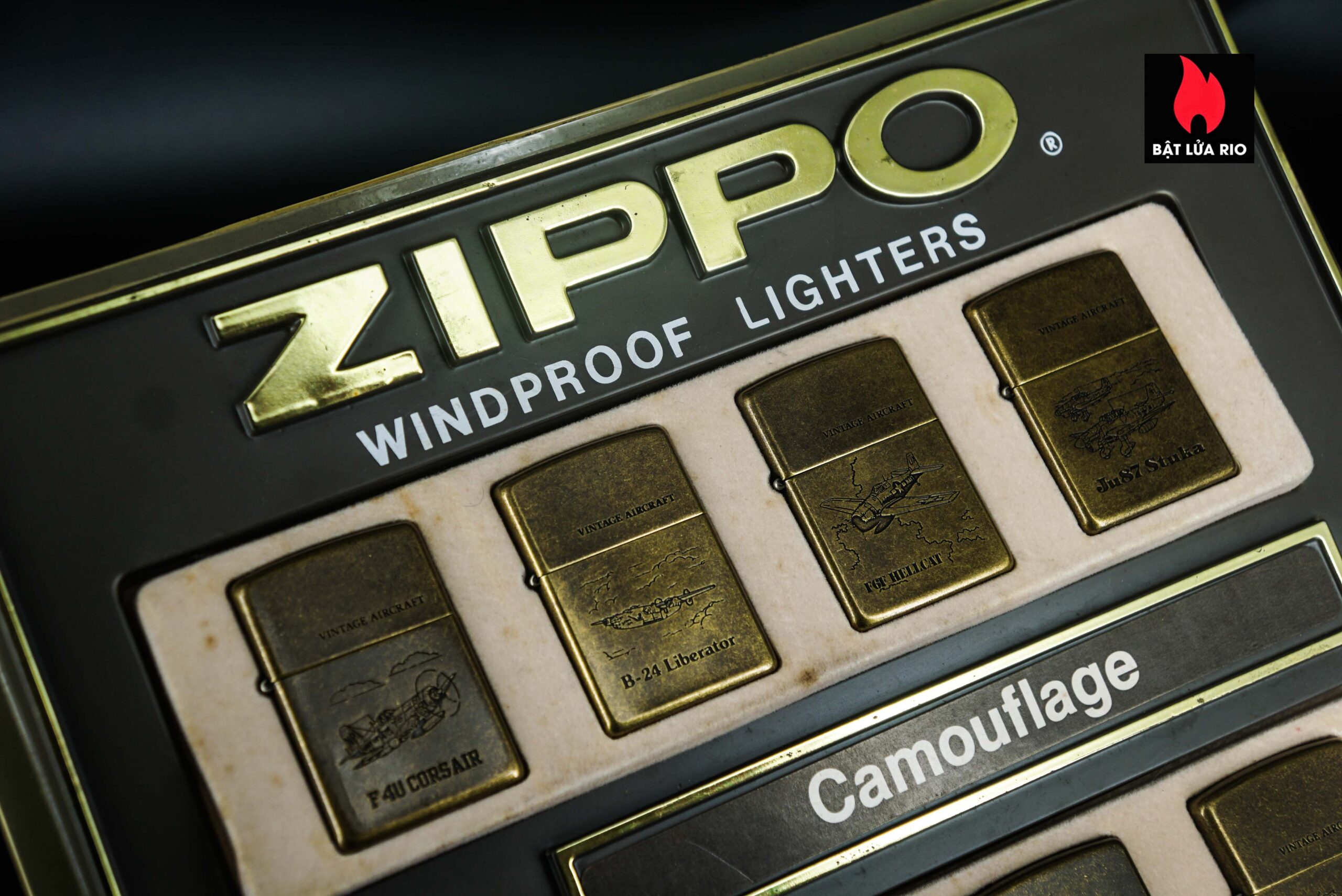 Set Zippo La Mã 1994 – Antique Brass – Vintage AirCraft Serries 37