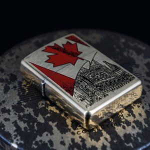 Zippo 2001 – Zippo Collectible 2001 Canada COTY 16