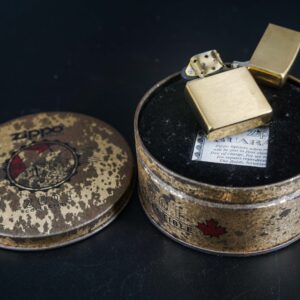 Zippo 2001 – Zippo Collectible 2001 Canada COTY 17