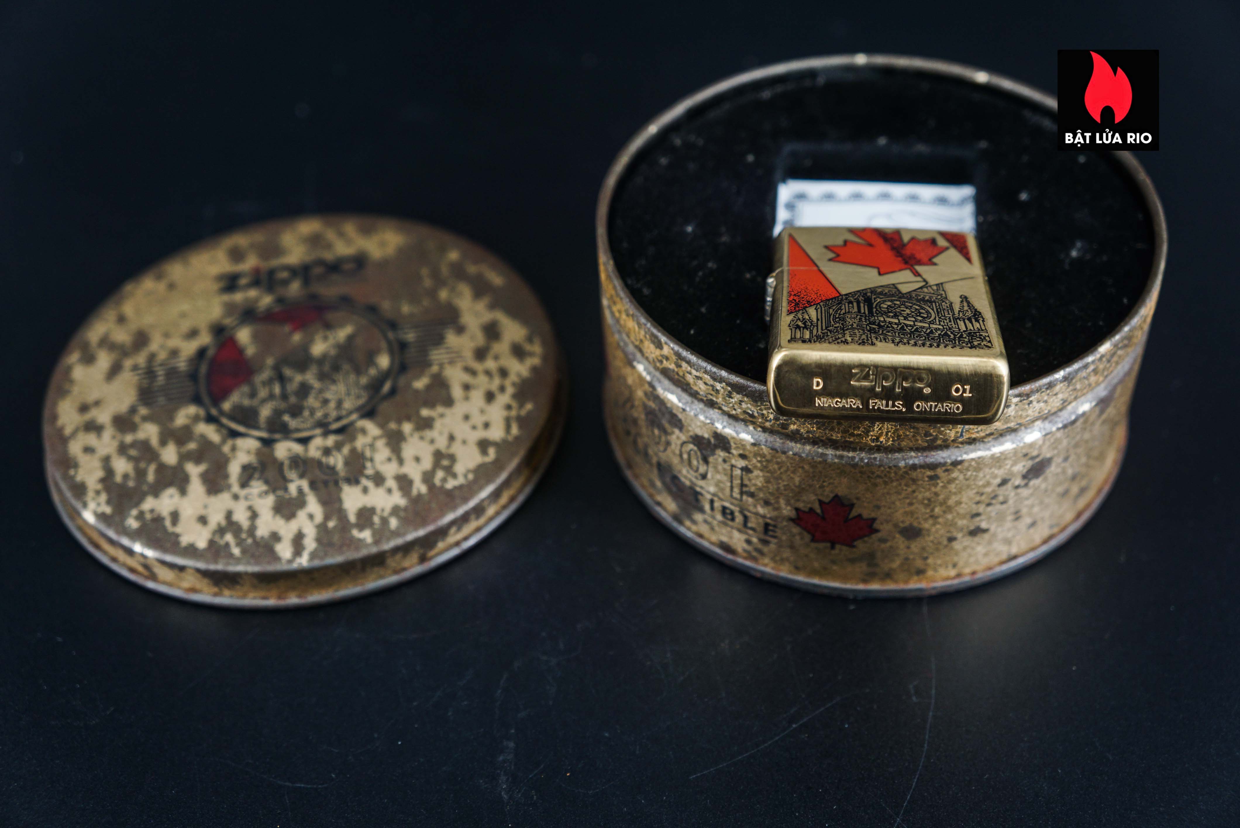 Zippo 2001 – Zippo Collectible 2001 Canada COTY19