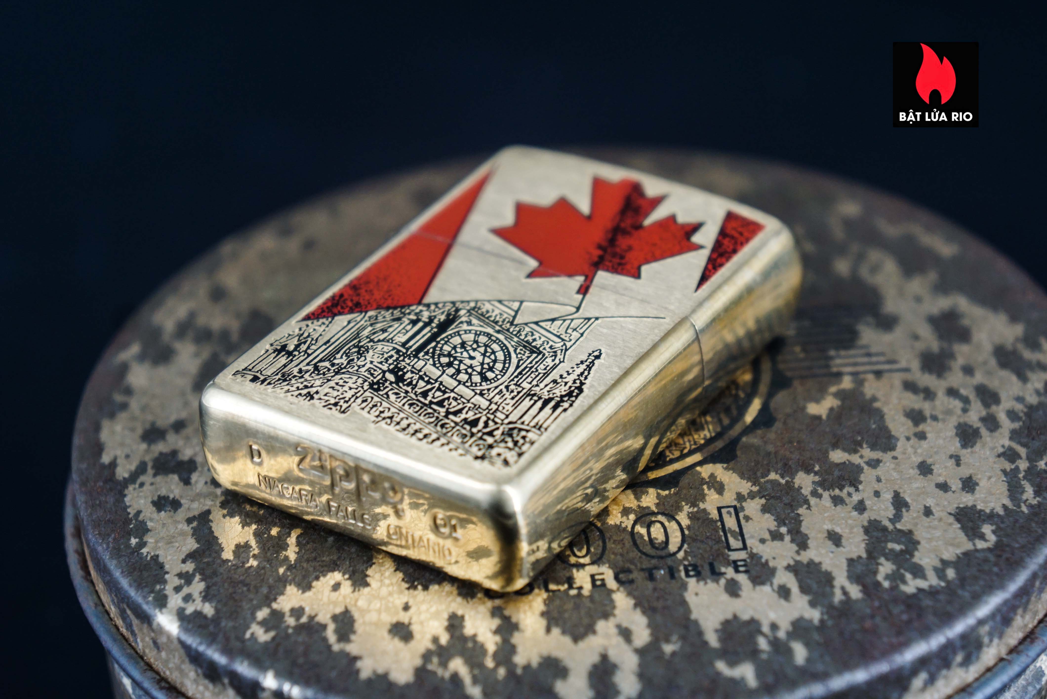 Zippo 2001 – Zippo Collectible 2001 Canada COTY 5