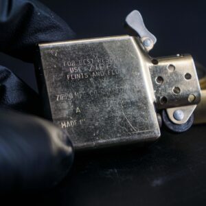 Zippo Chu Niên 1932 – 1992 – Camel Beast Medallion – Đồng Nguyên Khối – CJS 4
