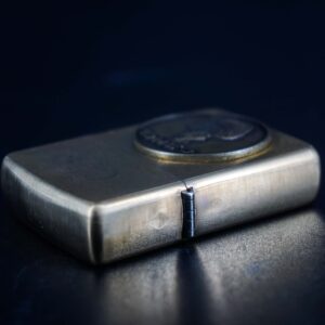 Zippo Chu Niên 1932 – 1992 – Camel Beast Medallion – Đồng Nguyên Khối – CJS 6