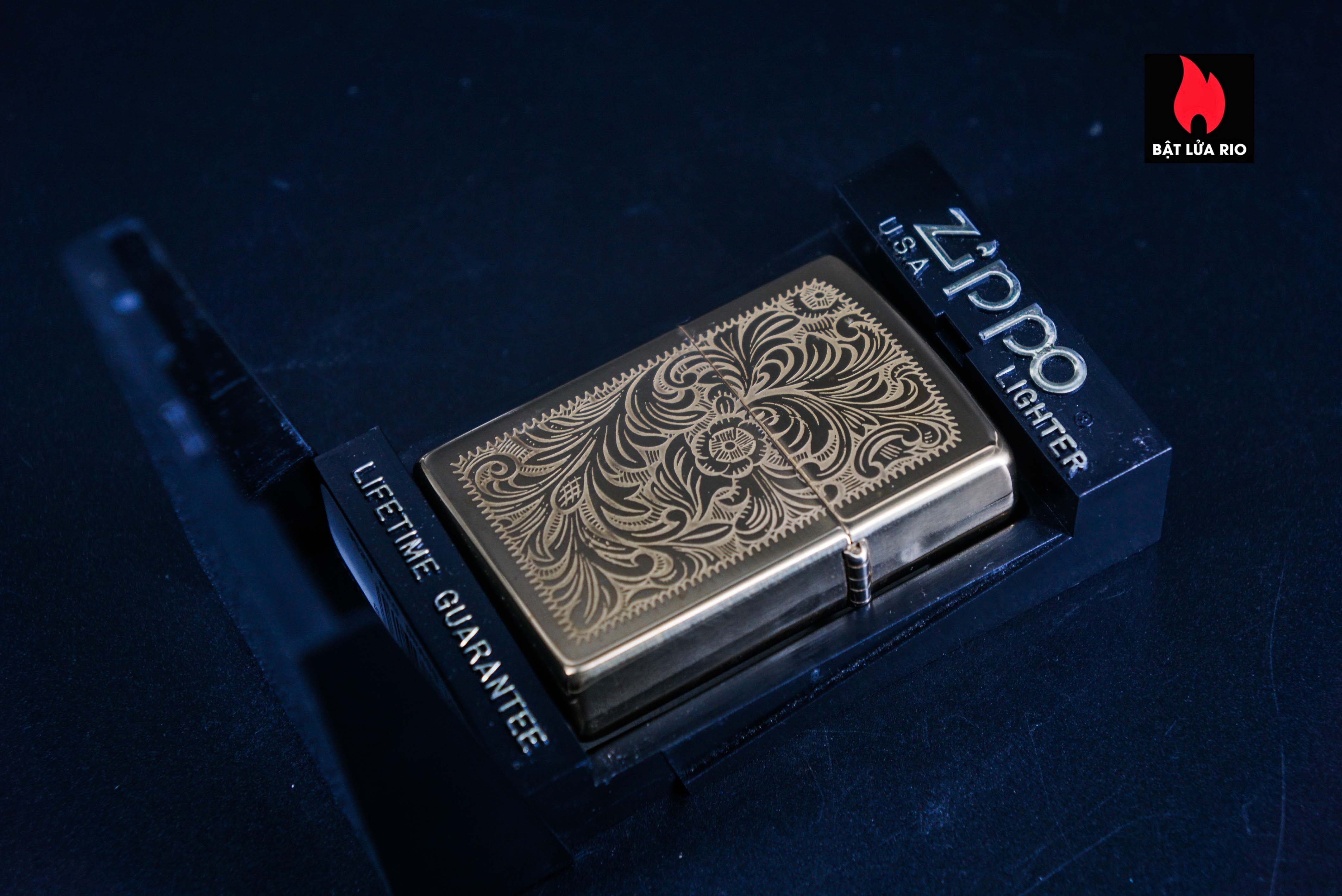 Zippo La Mã 1997 – Venetian – Hoa Văn Ý – Đồng Nguyên Khối 36 Zippo La Mã 1997 – Venetian – Hoa Văn Ý – Đồng Nguyên Khối 14