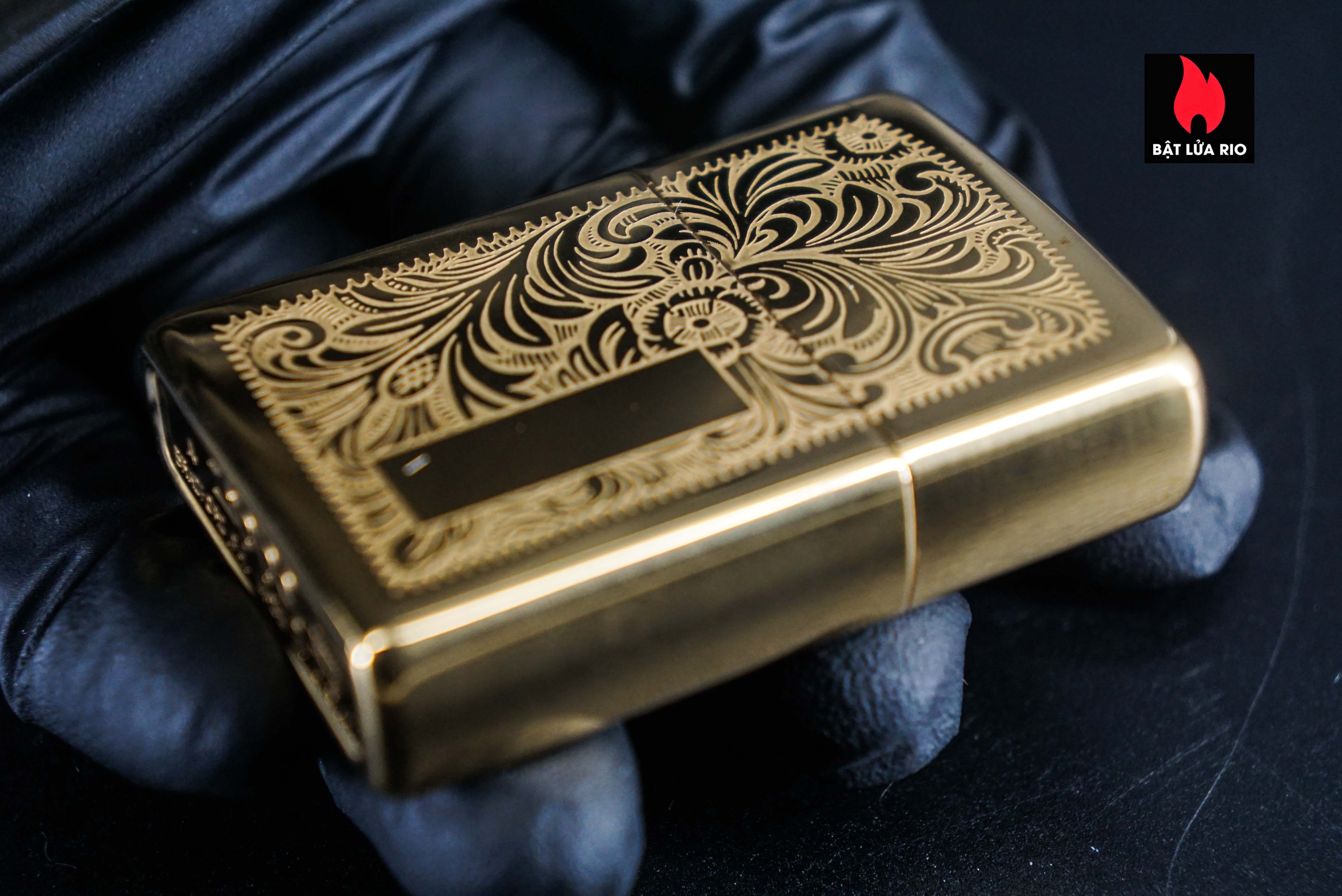 Zippo La Mã 1997 – Venetian – Hoa Văn Ý – Đồng Nguyên Khối 43 Zippo La Mã 1997 – Venetian – Hoa Văn Ý – Đồng Nguyên Khối 8