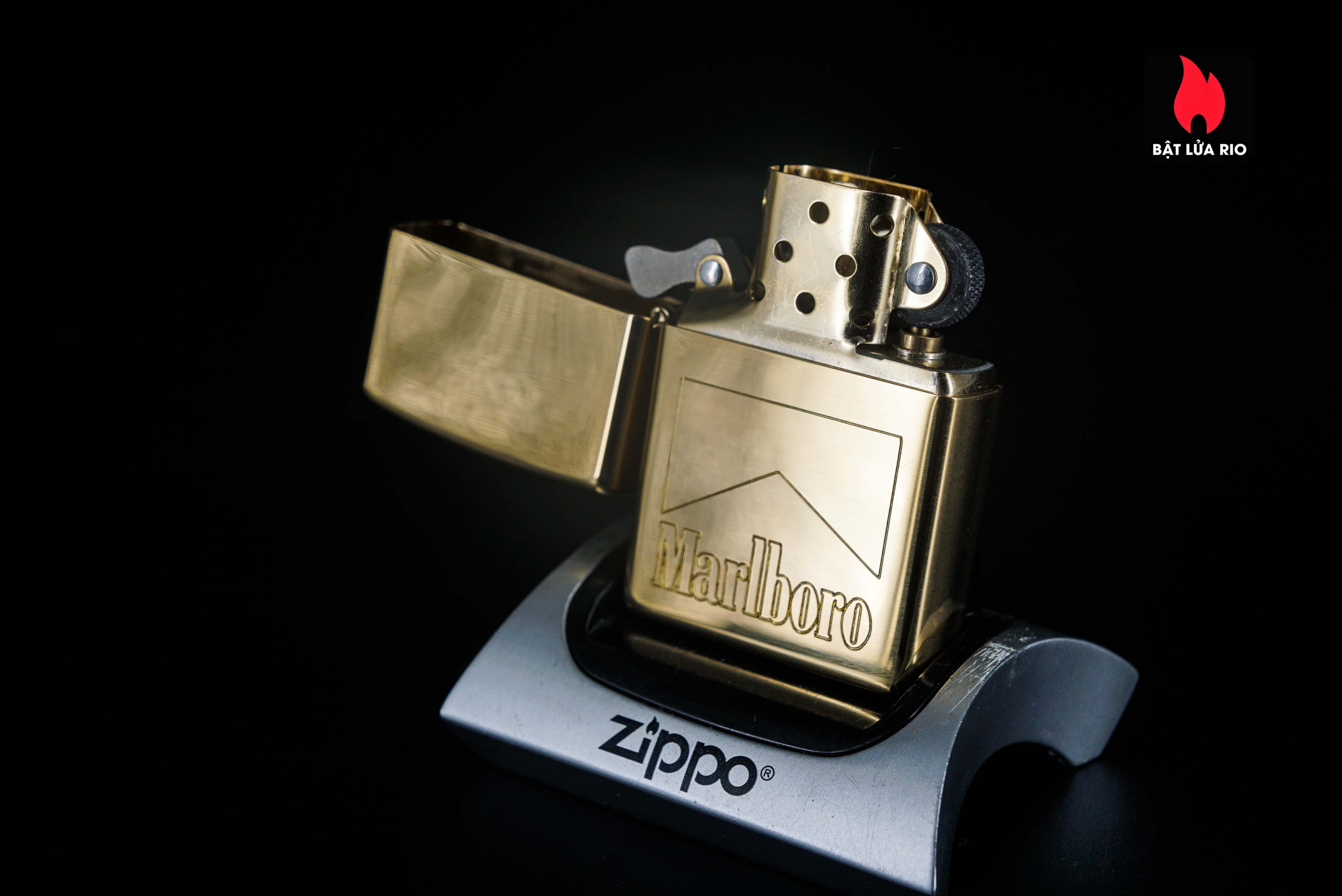 Zippo La Mã 1999 – Marlboro – High Polish Brass – Đồng Nguyên Khối 10