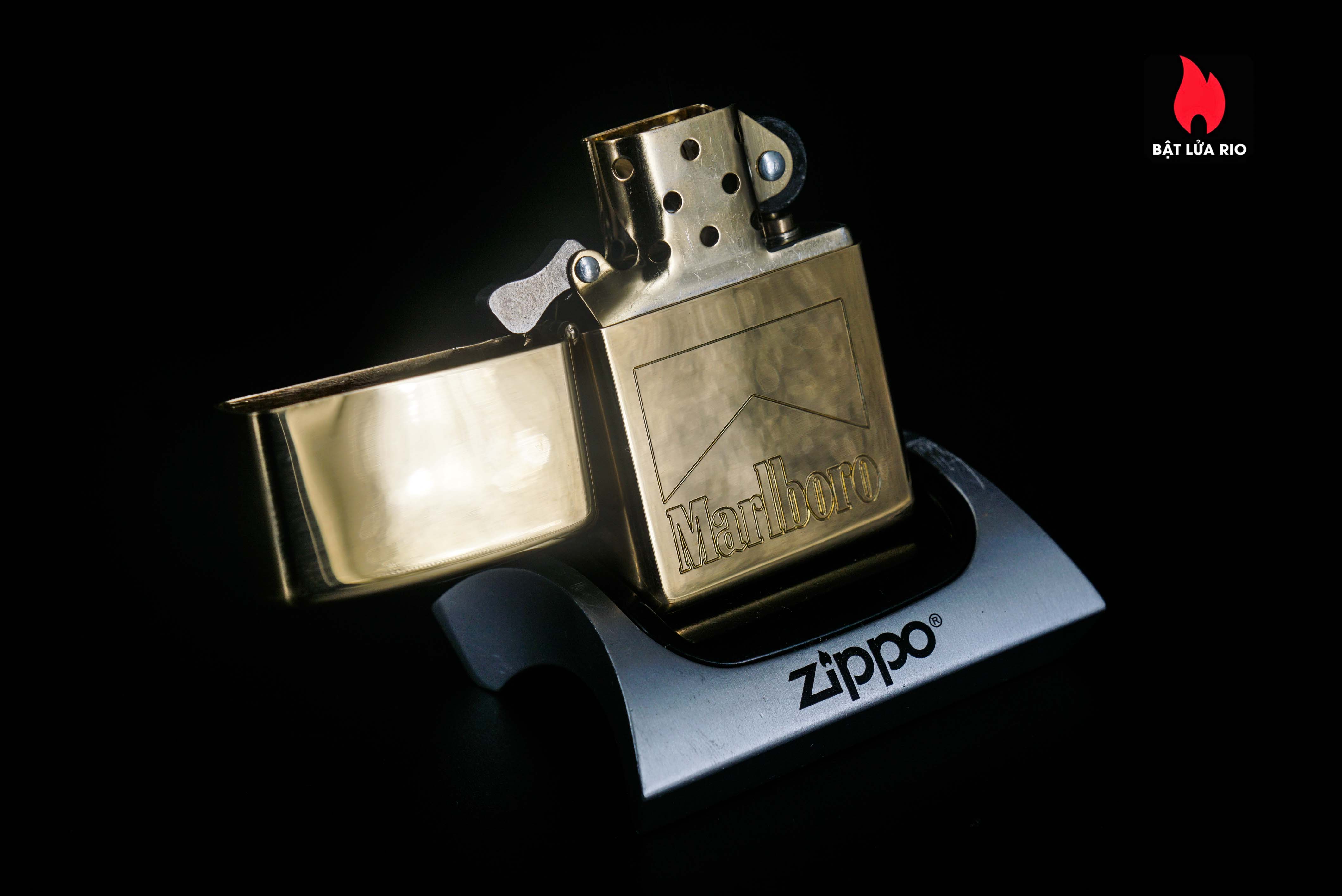 Zippo La Mã 1999 – Marlboro – High Polish Brass – Đồng Nguyên Khối 11