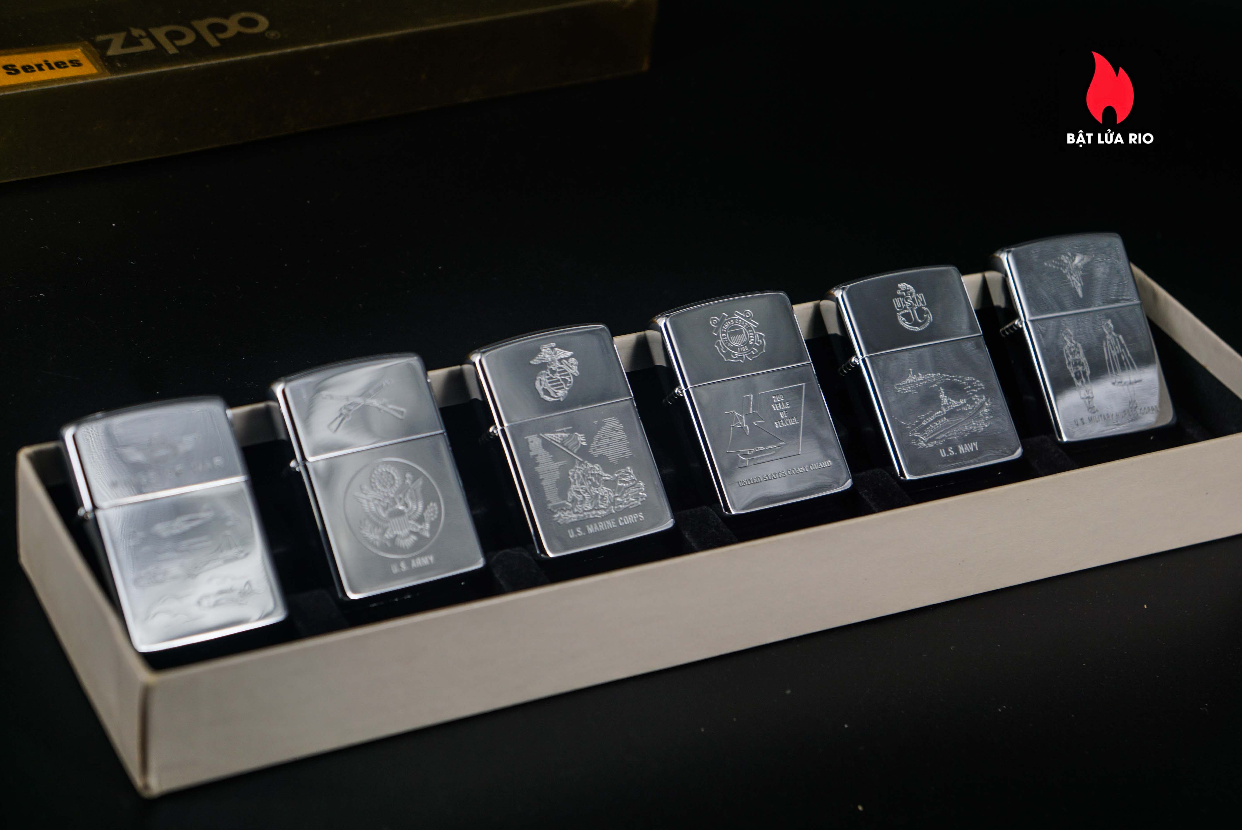 Zippo Set 1991 – The WWII Commemorative Series 112 Zippo Set 1991 – The WWII Commemorative Series 18