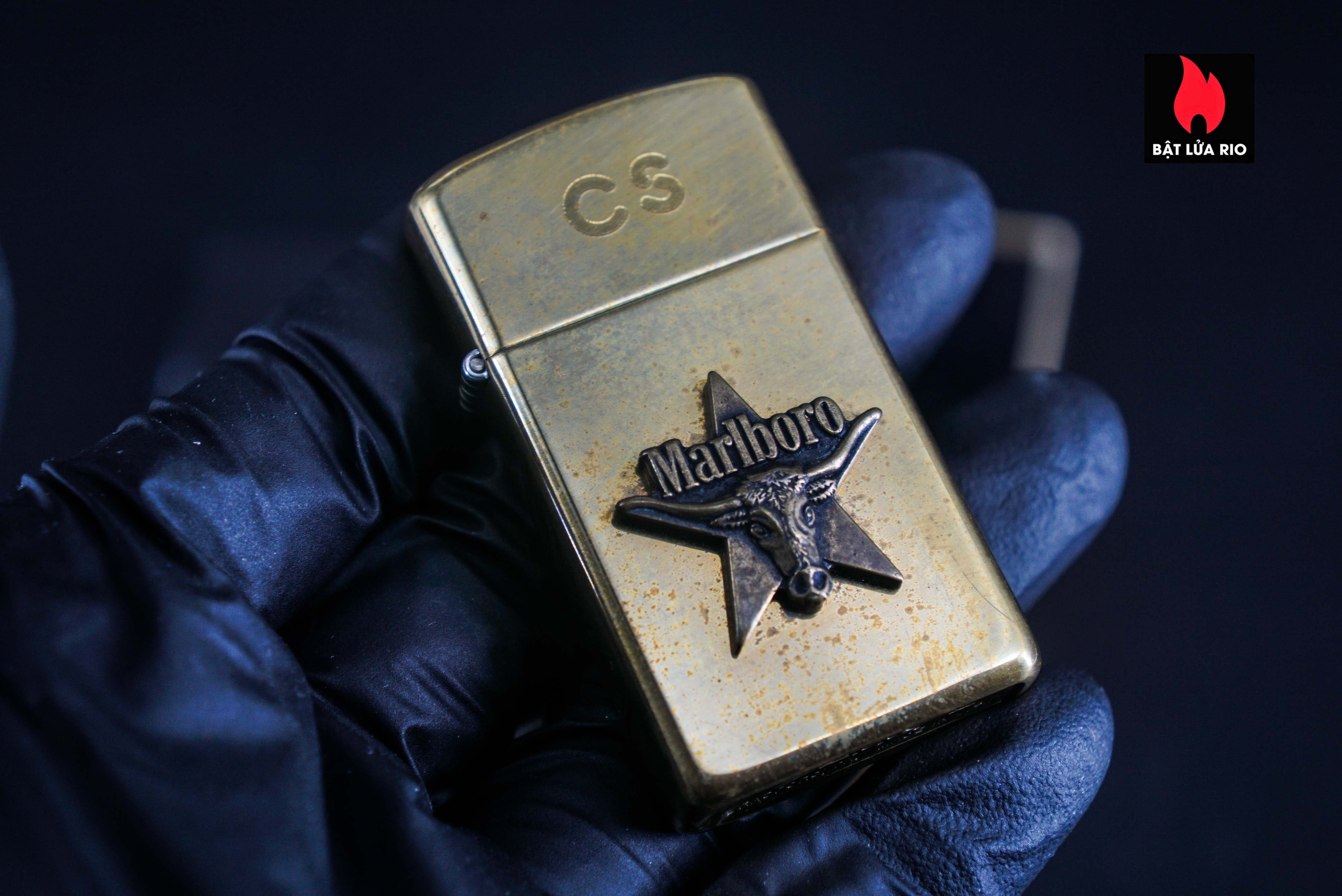 Zippo Slim La Mã 1991 – Đồng Nguyên Khối – Marlboro Longhorns – CS 33 Zippo Slim La Mã 1991 – Đồng Nguyên Khối – Marlboro Longhorns – CS 11