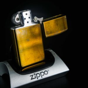 Zippo Slim La Mã 1991 – Đồng Nguyên Khối – Marlboro Longhorns – CS 5