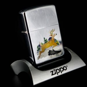 Zippo Xưa 1960 – Town & Country – Leaping Deer