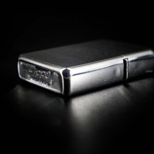 Zippo Xưa 1961 – The United States Naval War College – Viribus Mari Victoria 3