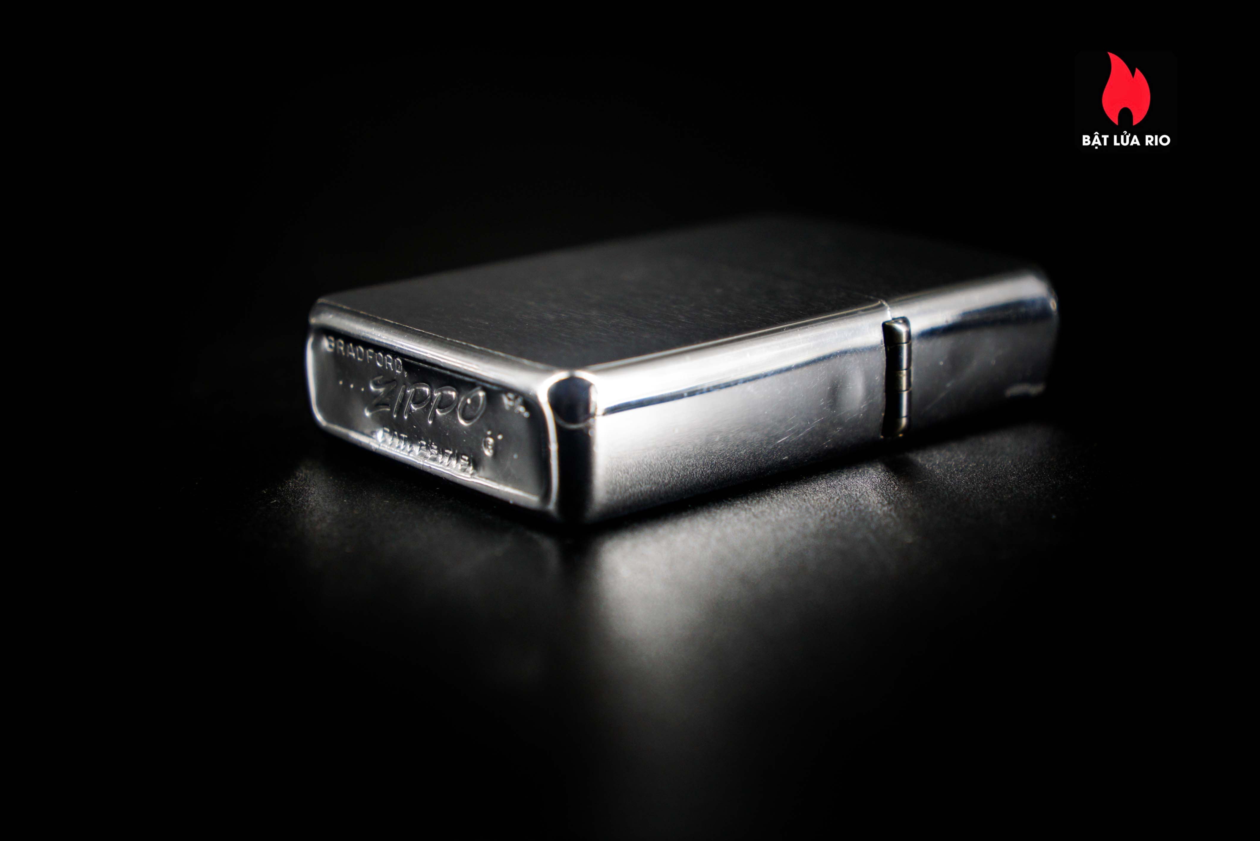 Zippo Xưa 1961 – The United States Naval War College – Viribus Mari Victoria 58 Zippo Xưa 1961 – The United States Naval War College – Viribus Mari Victoria 3