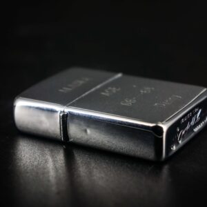 Zippo Xưa 1967 – Brushed Chrome – Alaska 66-68 Danny 3