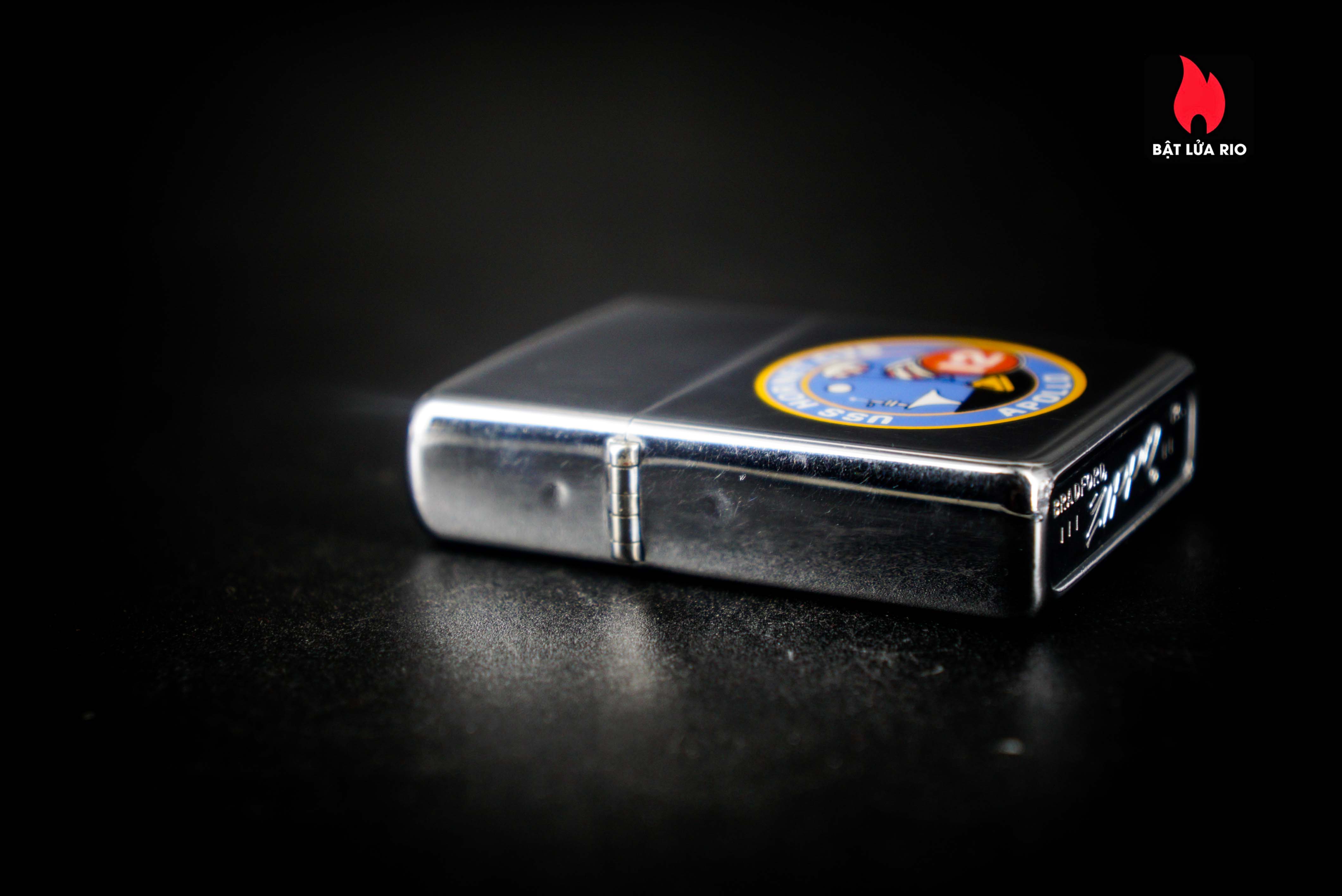 Zippo Xưa 1969 – Town & Country – Uss Hornet CVS-12 Apolo 37 Zippo Xưa 1969 – Town & Country – Uss Hornet CVS-12 Apolo 16