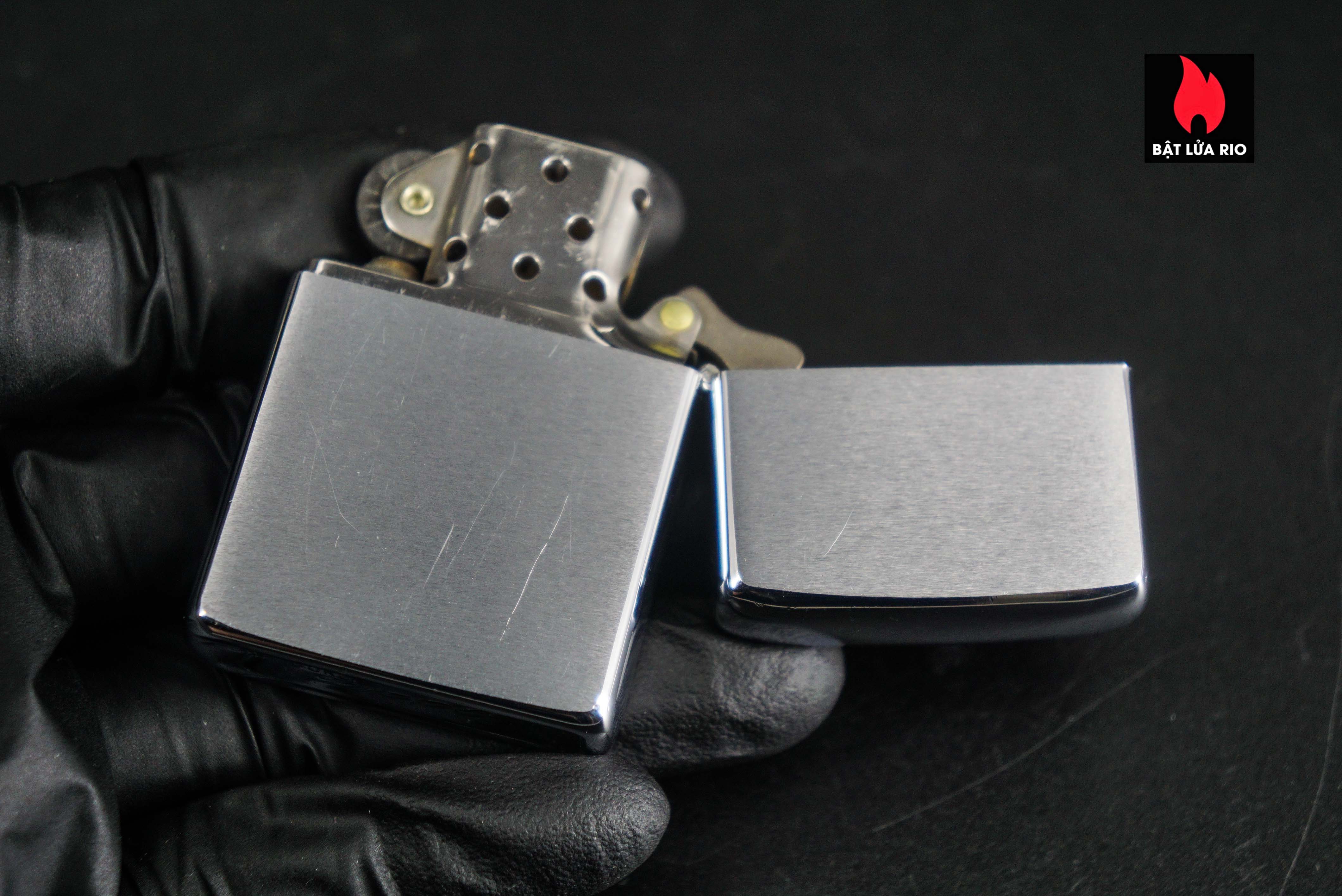 Zippo Xưa 1972 – Brushed Chrome – Westfield Companies 44 Zippo Xưa 1972 – Brushed Chrome – Westfield Companies 1