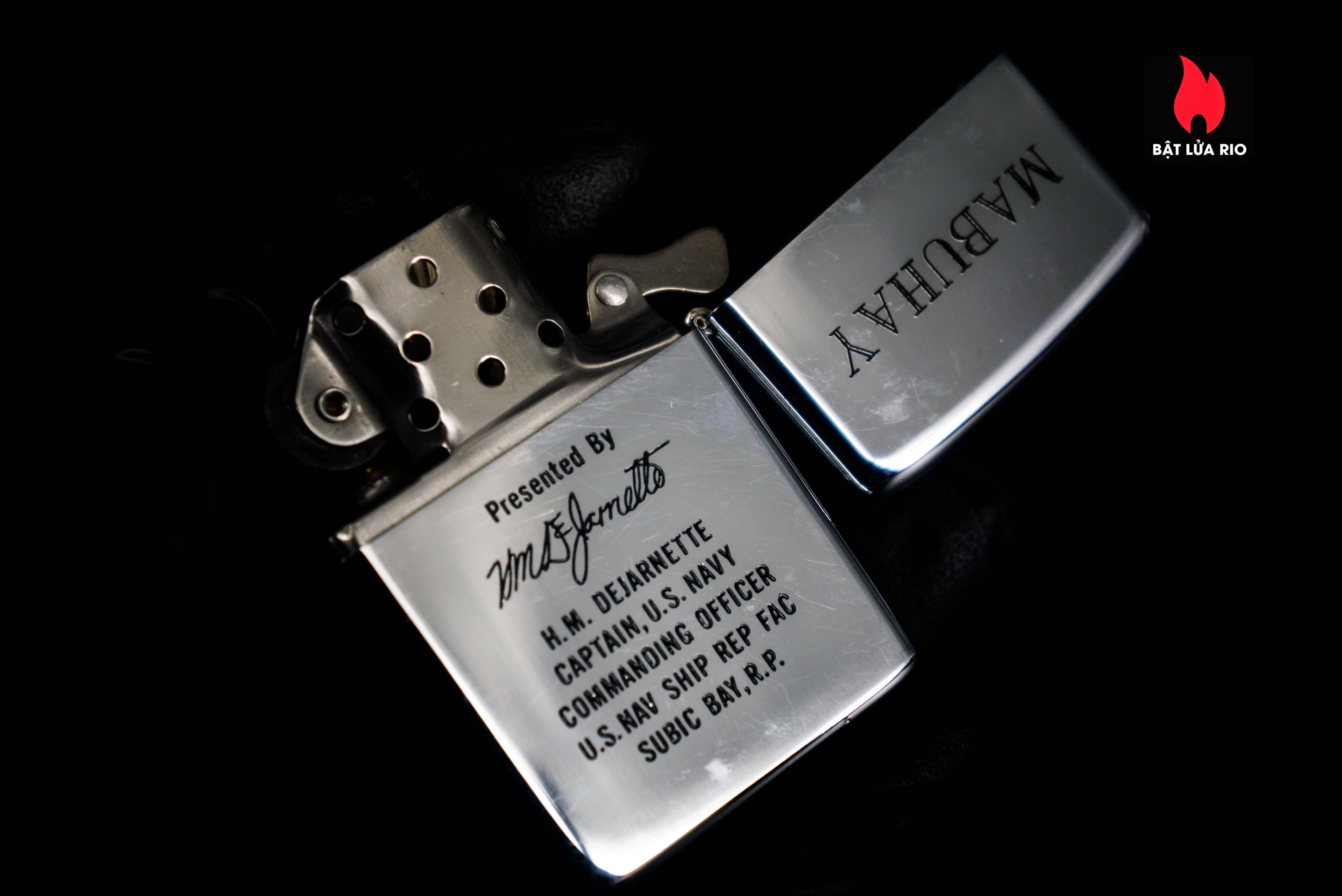 Zippo Xưa 1974 – Us Naval Ship Repair Facility – H.M.Dejarnette Captian 1