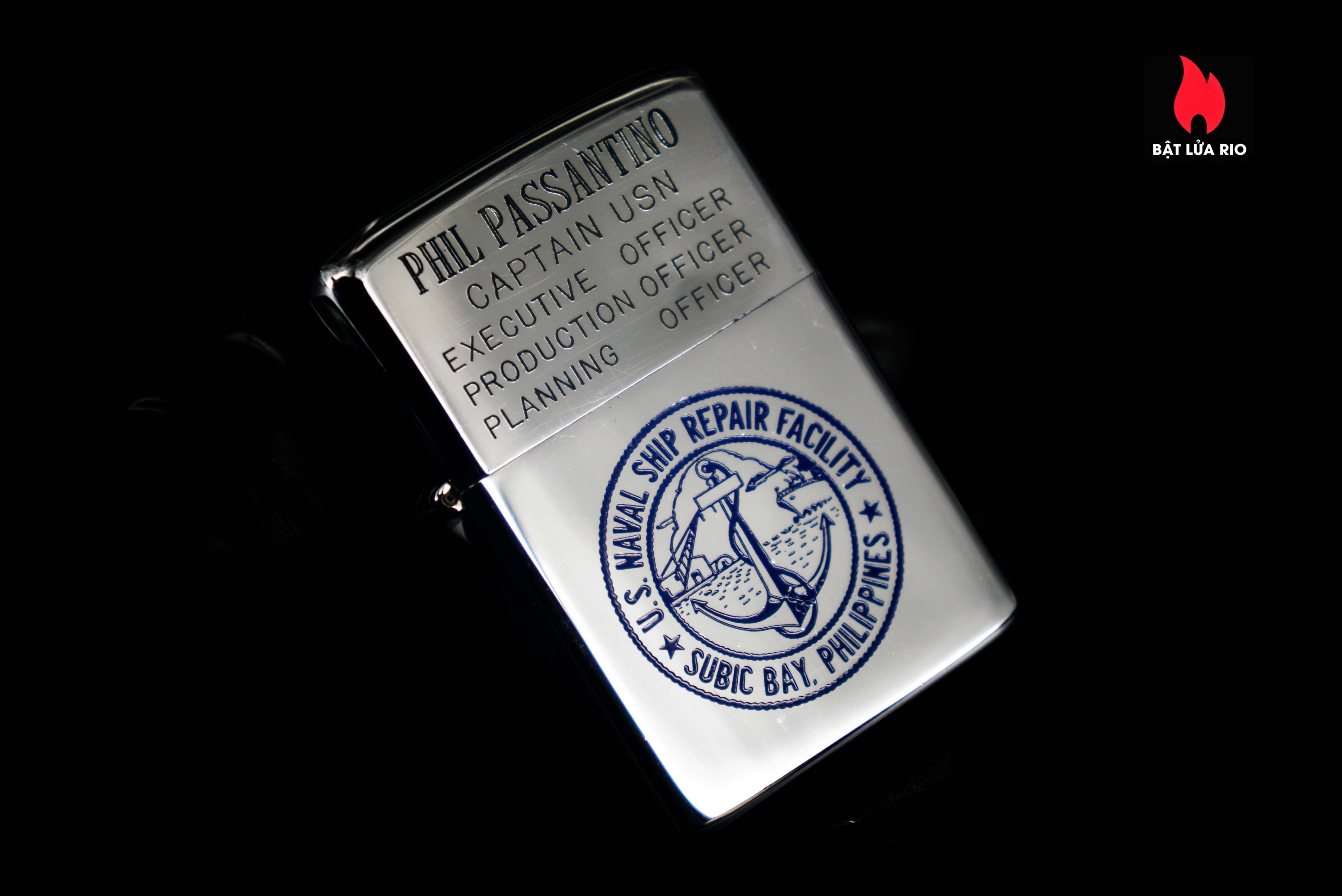 Zippo Xưa 1974 – Us Naval Ship Repair Facility – H.M.Dejarnette Captian 3