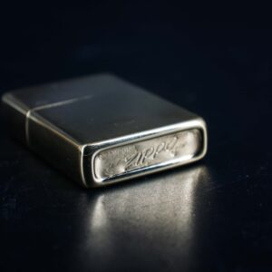 Zippo Xưa 1976 – Gold Plate Golden Elegance – Diagonal Swirl 11