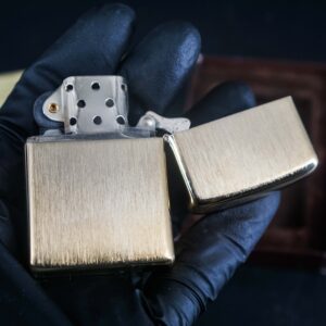 Zippo Xưa 1976 – Gold Plate Golden Elegance – Diagonal Swirl 20