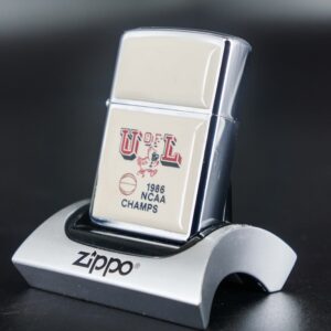 Zippo Xưa 1985 – Zippo Ultralite – U OF L NACC Champs 11